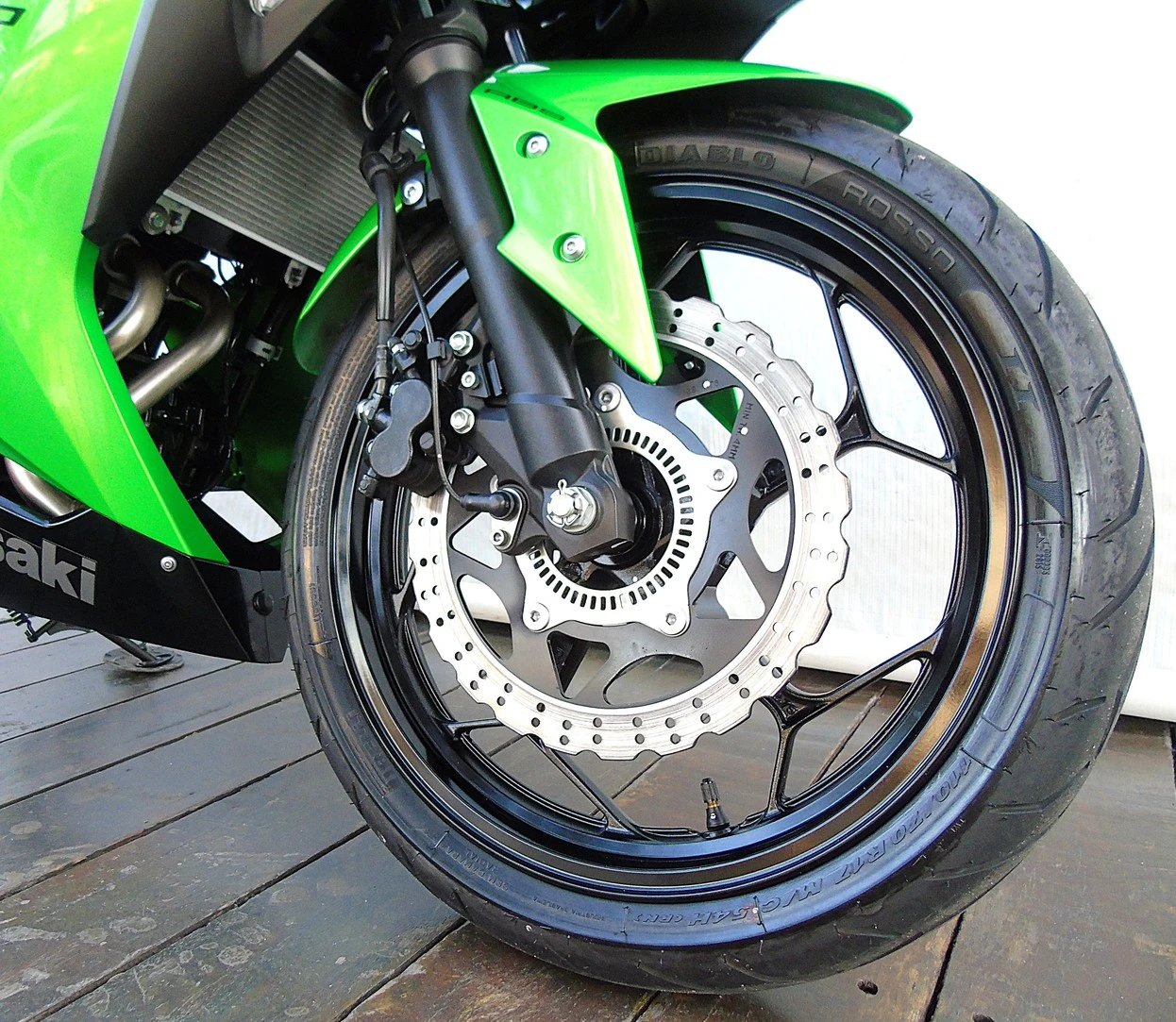 KAWASAKI NINJA 300