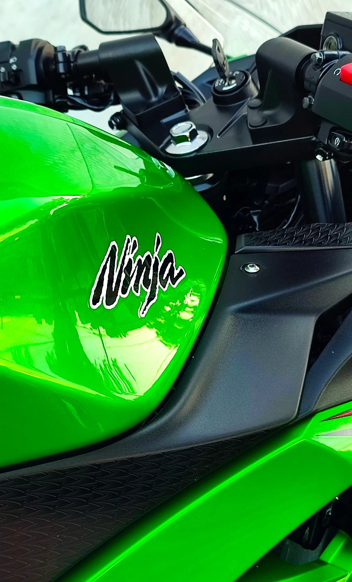 KAWASAKI NINJA 300