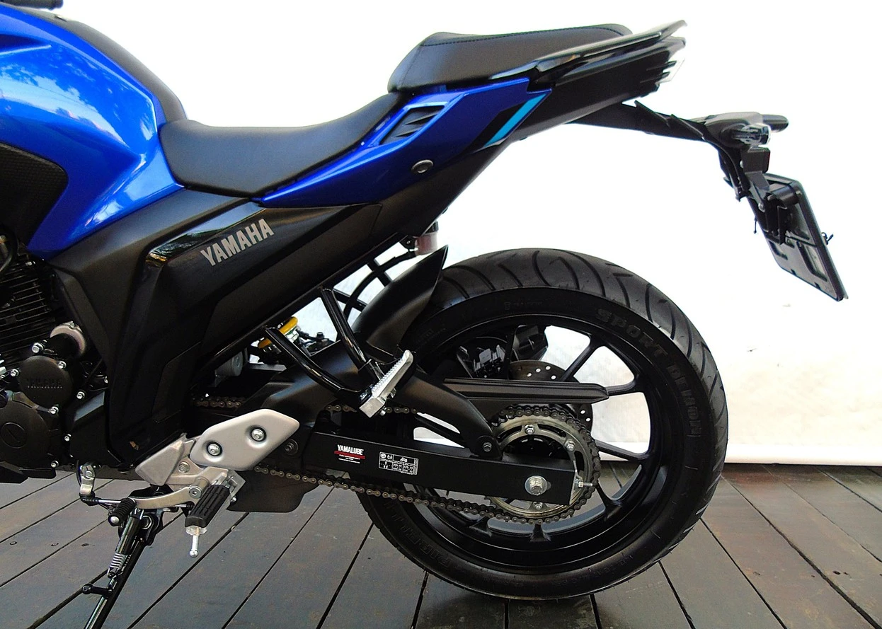 YAMAHA FZ25 FAZER ABS
