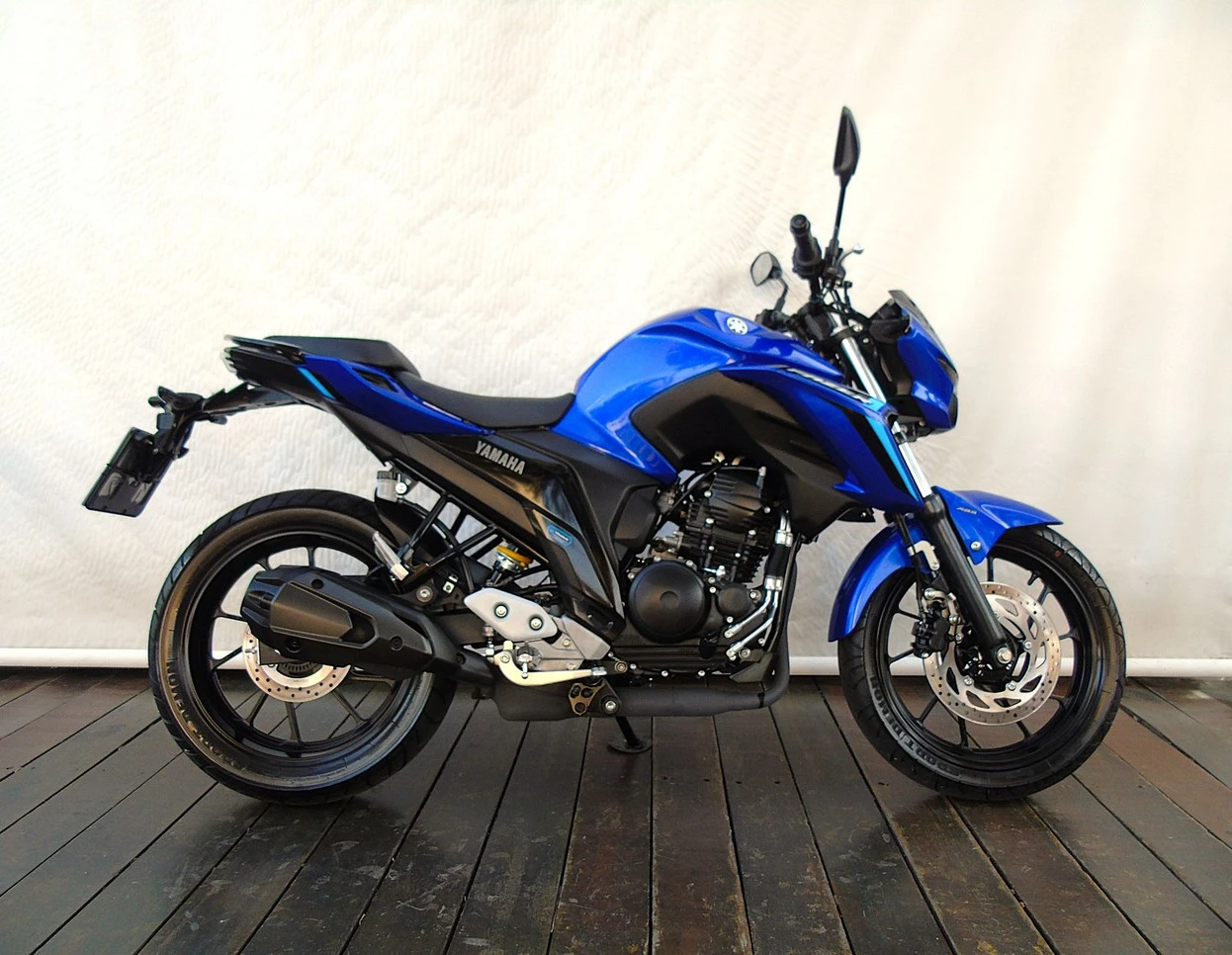 YAMAHA FZ25 FAZER ABS