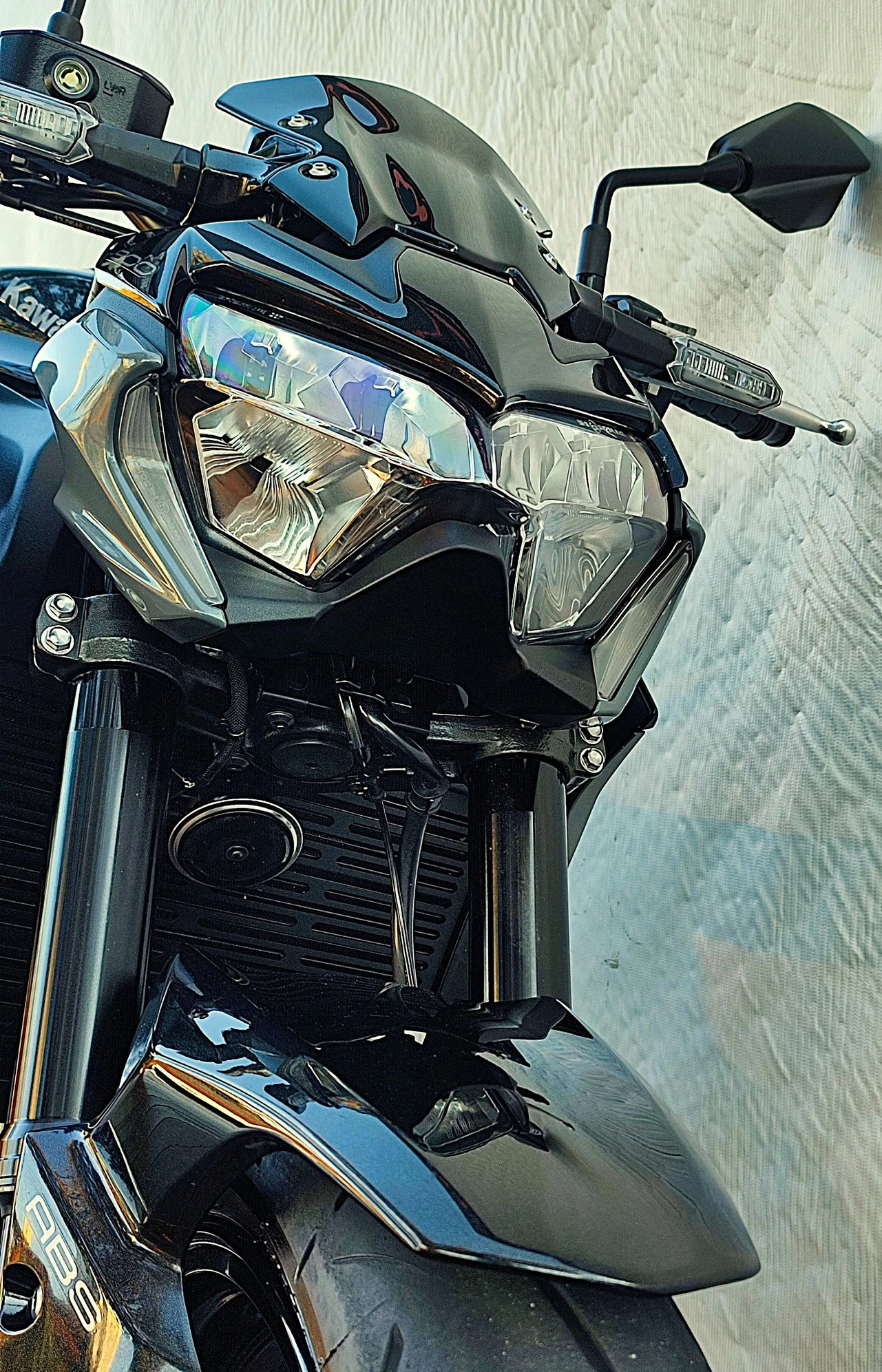 KAWASAKI Z900