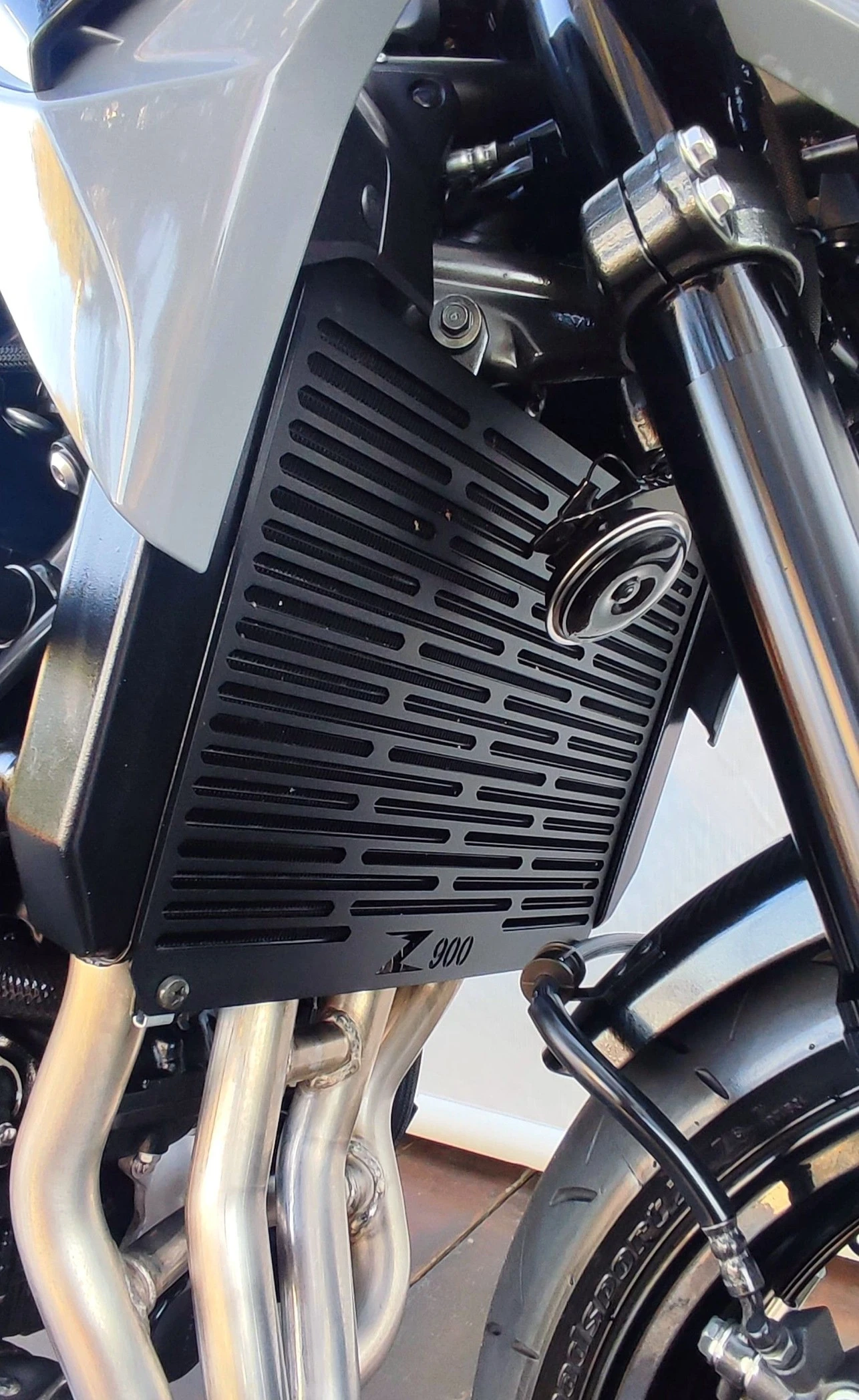 KAWASAKI Z900