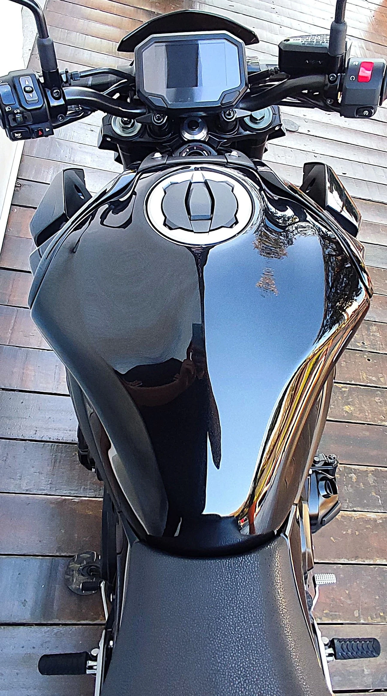 KAWASAKI Z900