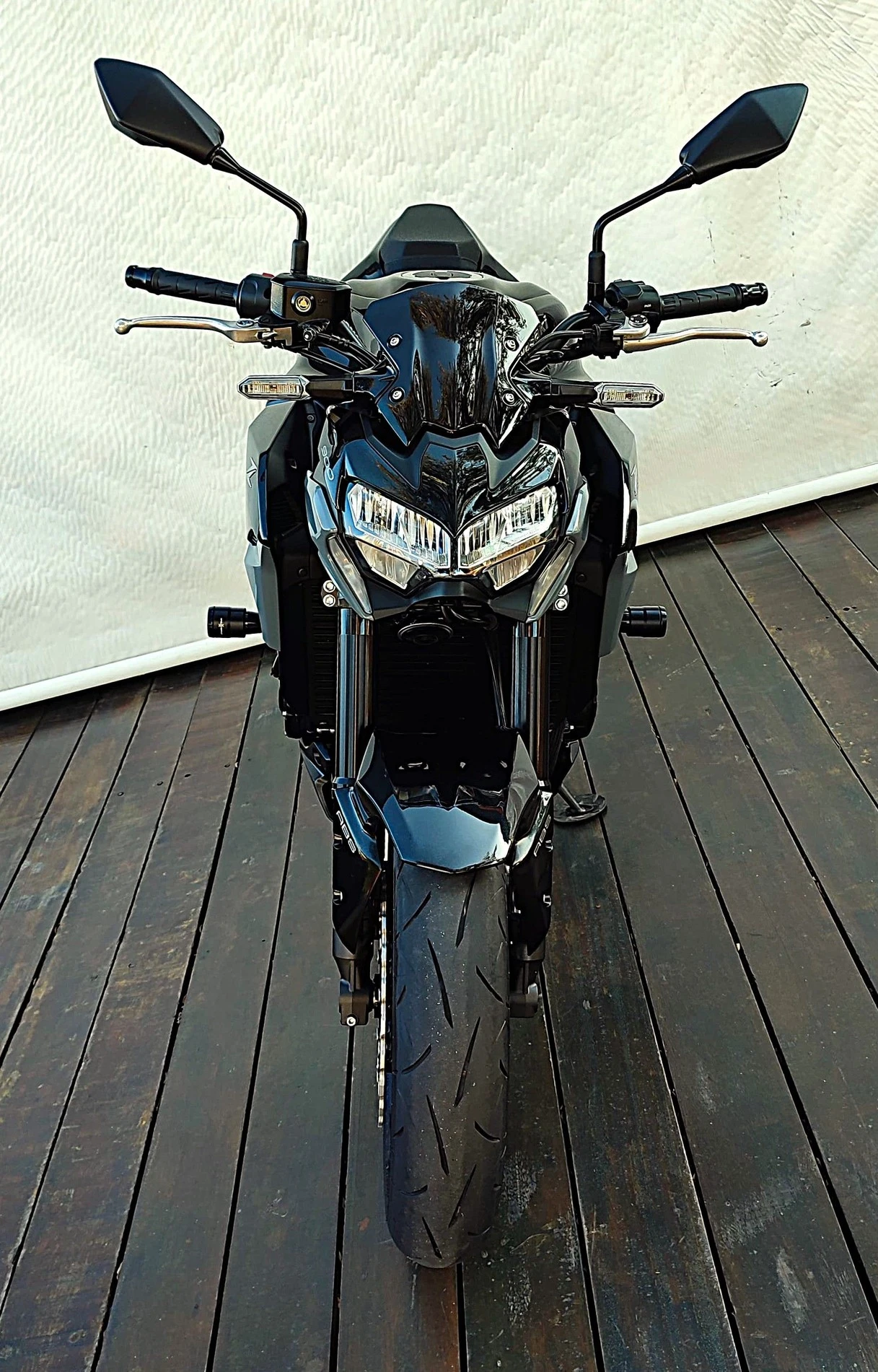 KAWASAKI Z900