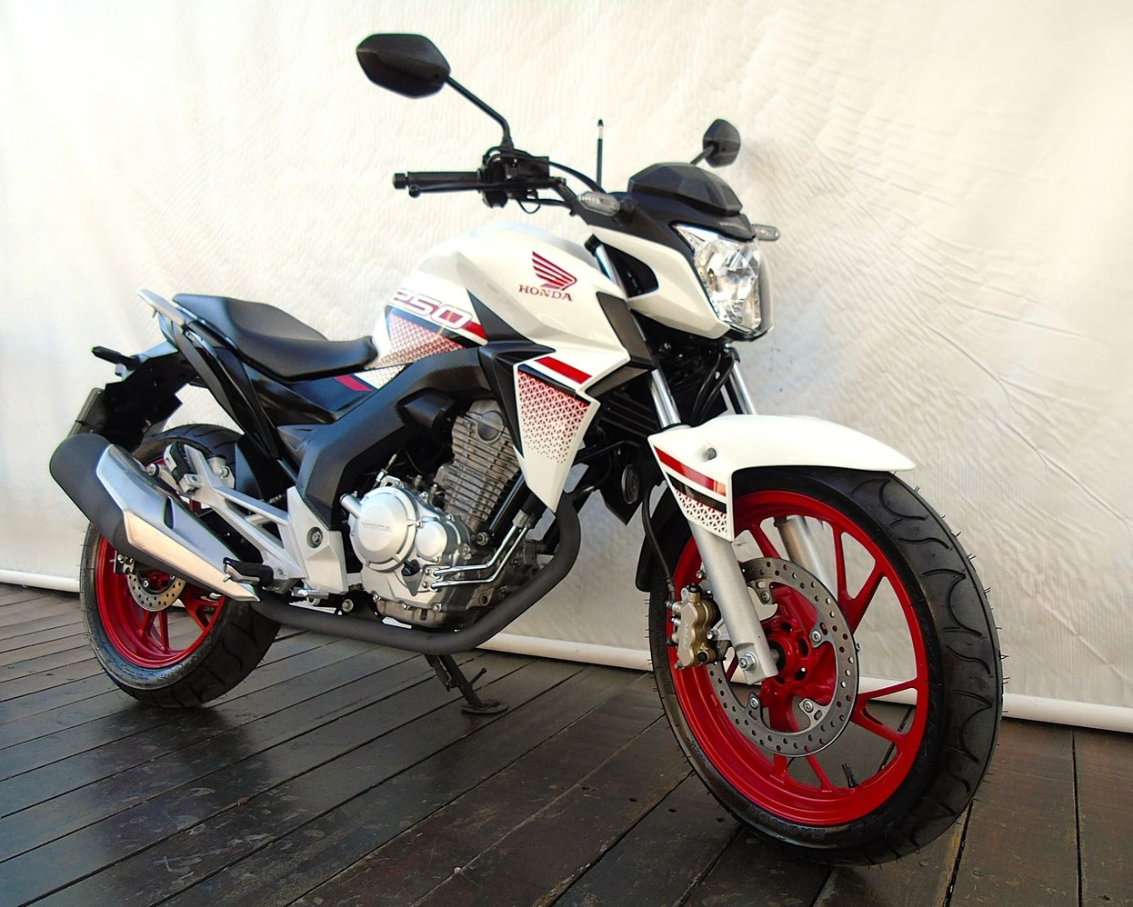 HONDA CB 250F TWISTER CBS