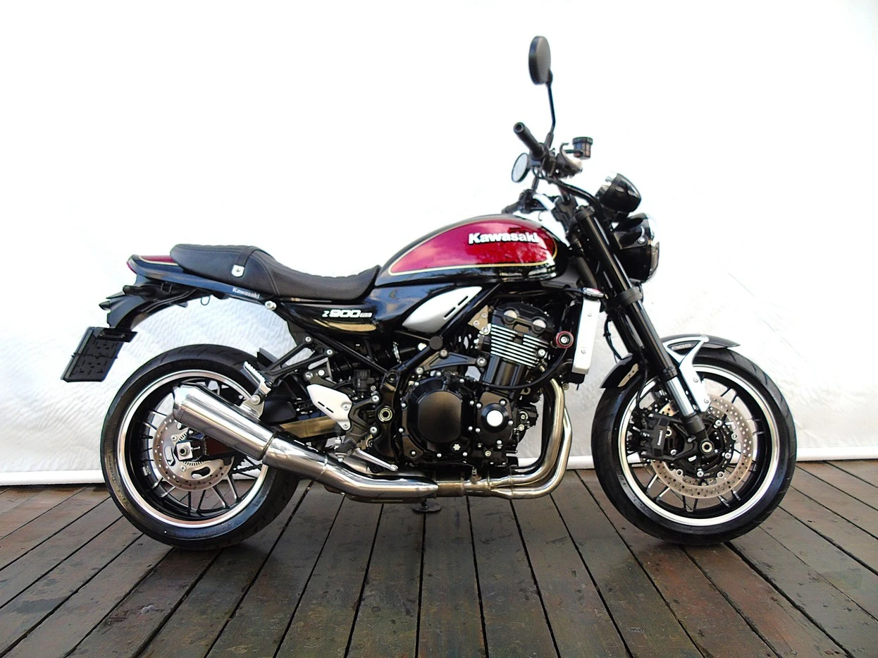 KAWASAKI Z900RS