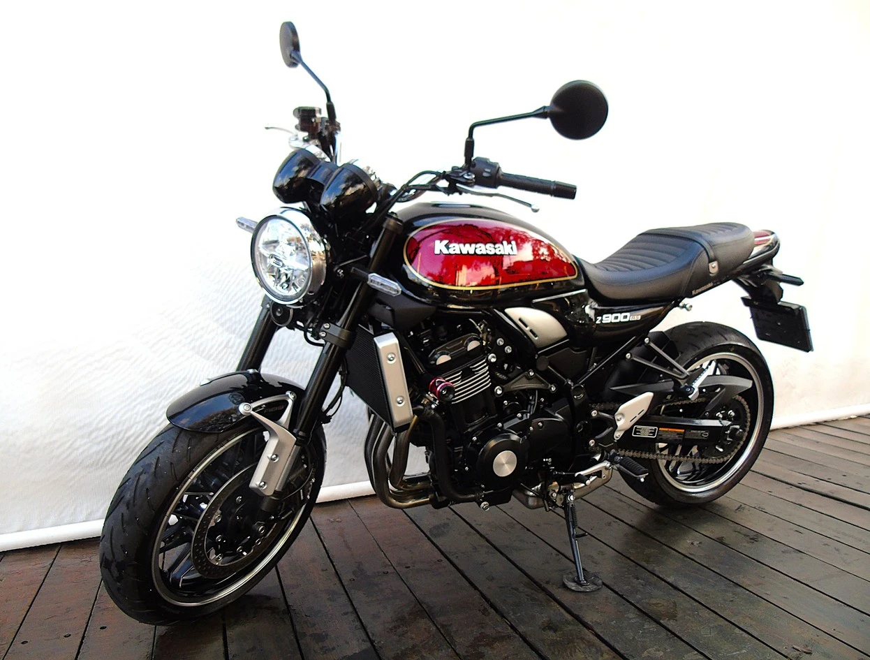 KAWASAKI Z900RS