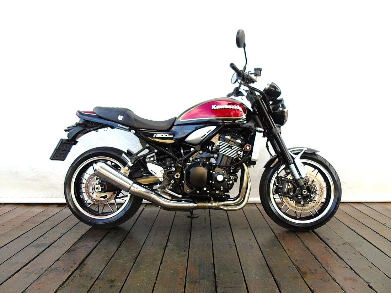 KAWASAKI Z900RS