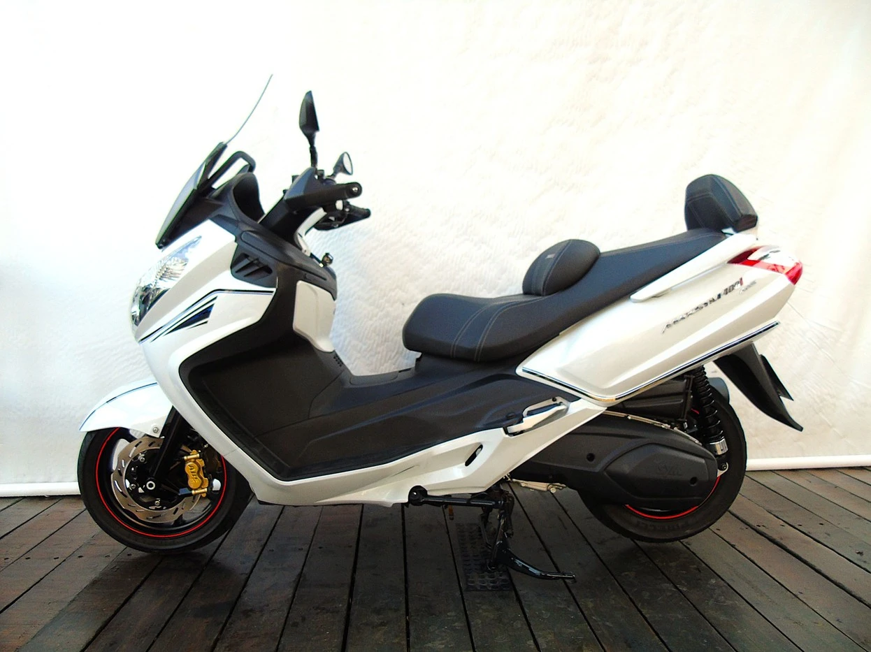 DAFRA MAXSYM 400i