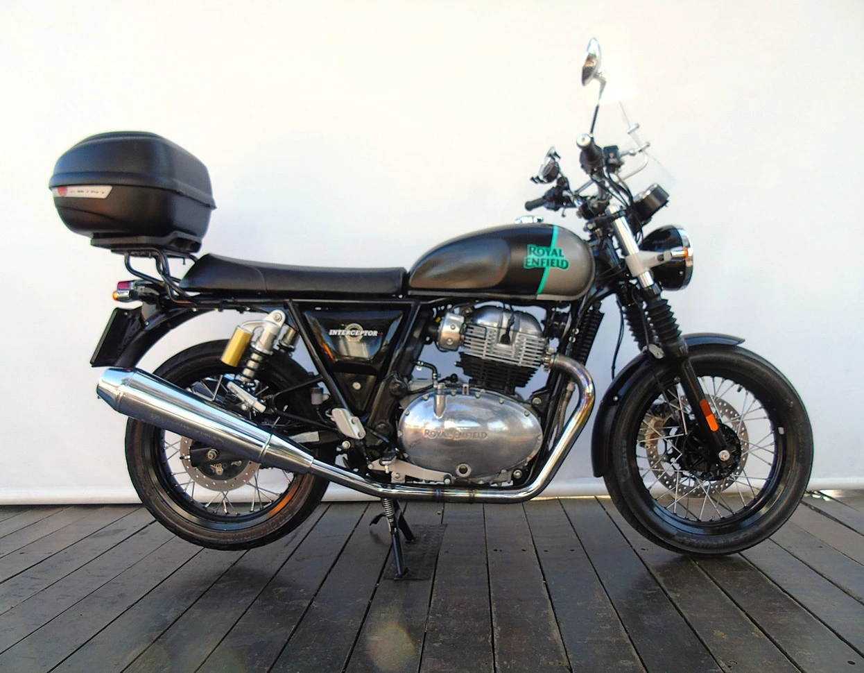 ROYAL ENFIELD INTERCEPTOR 