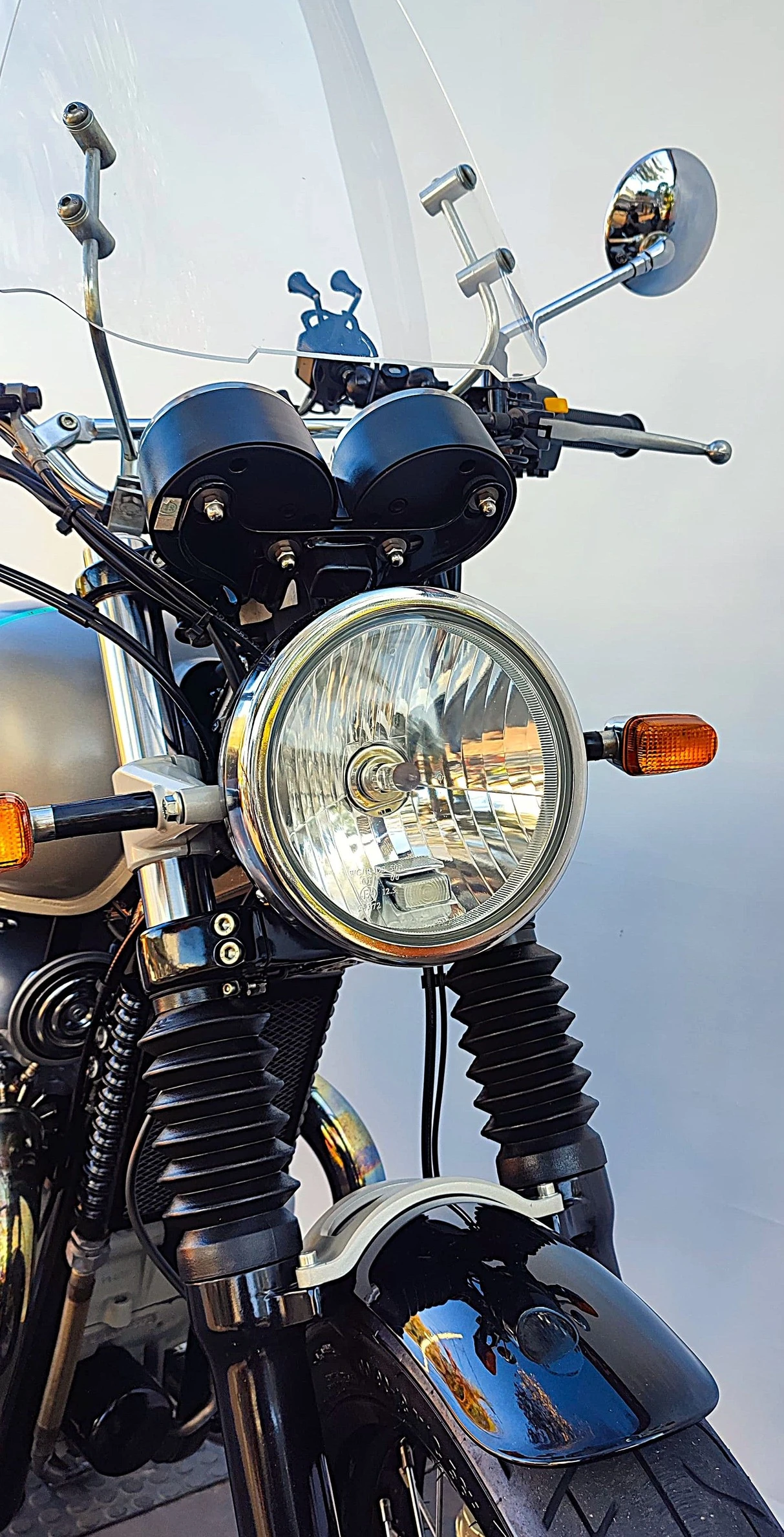 ROYAL ENFIELD INTERCEPTOR 
