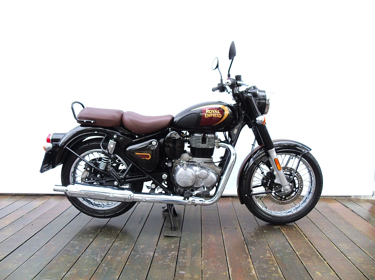 ROYAL ENFIELD CLASSIC 500