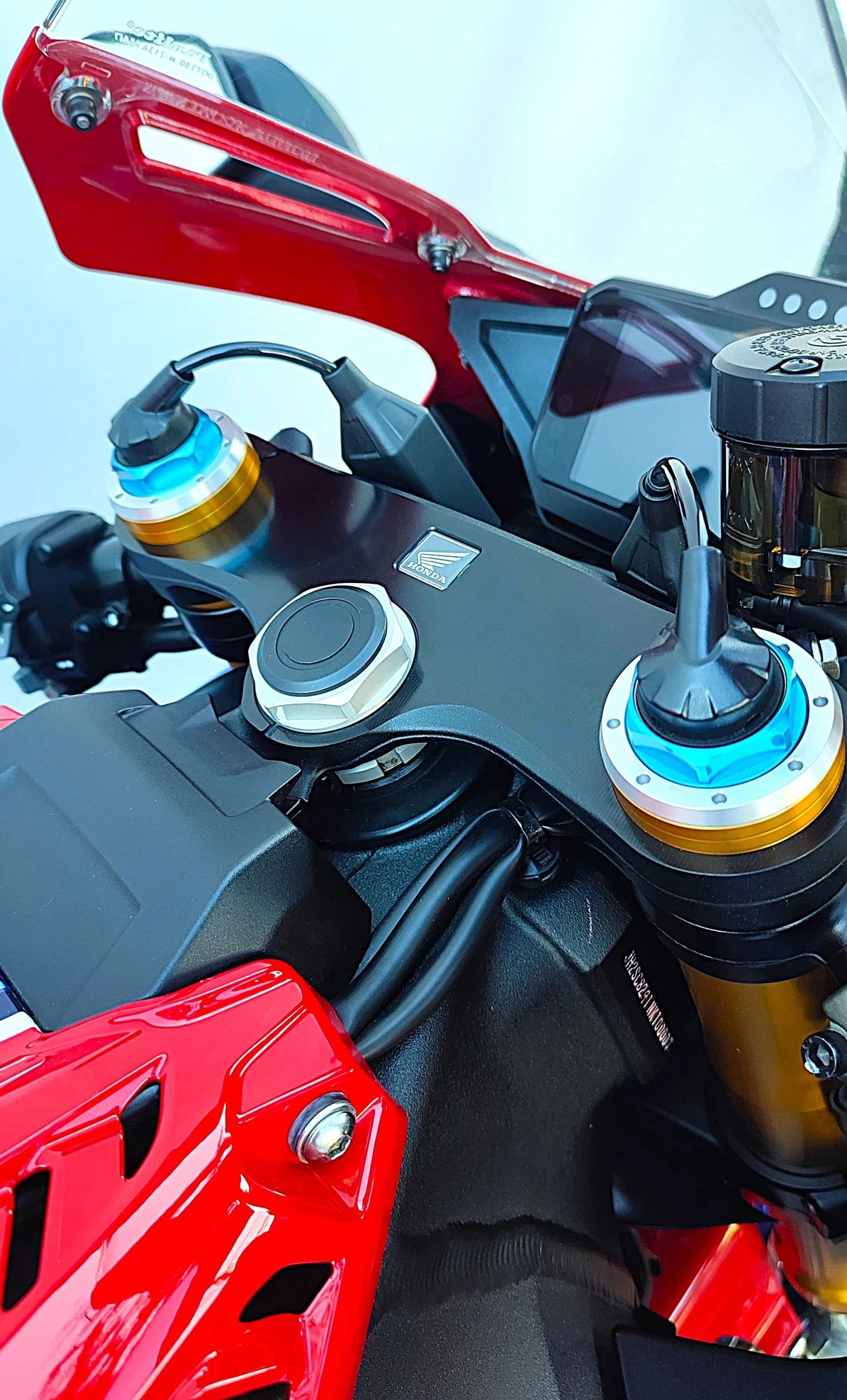 HONDA CBR 1000RR FIREBLADE