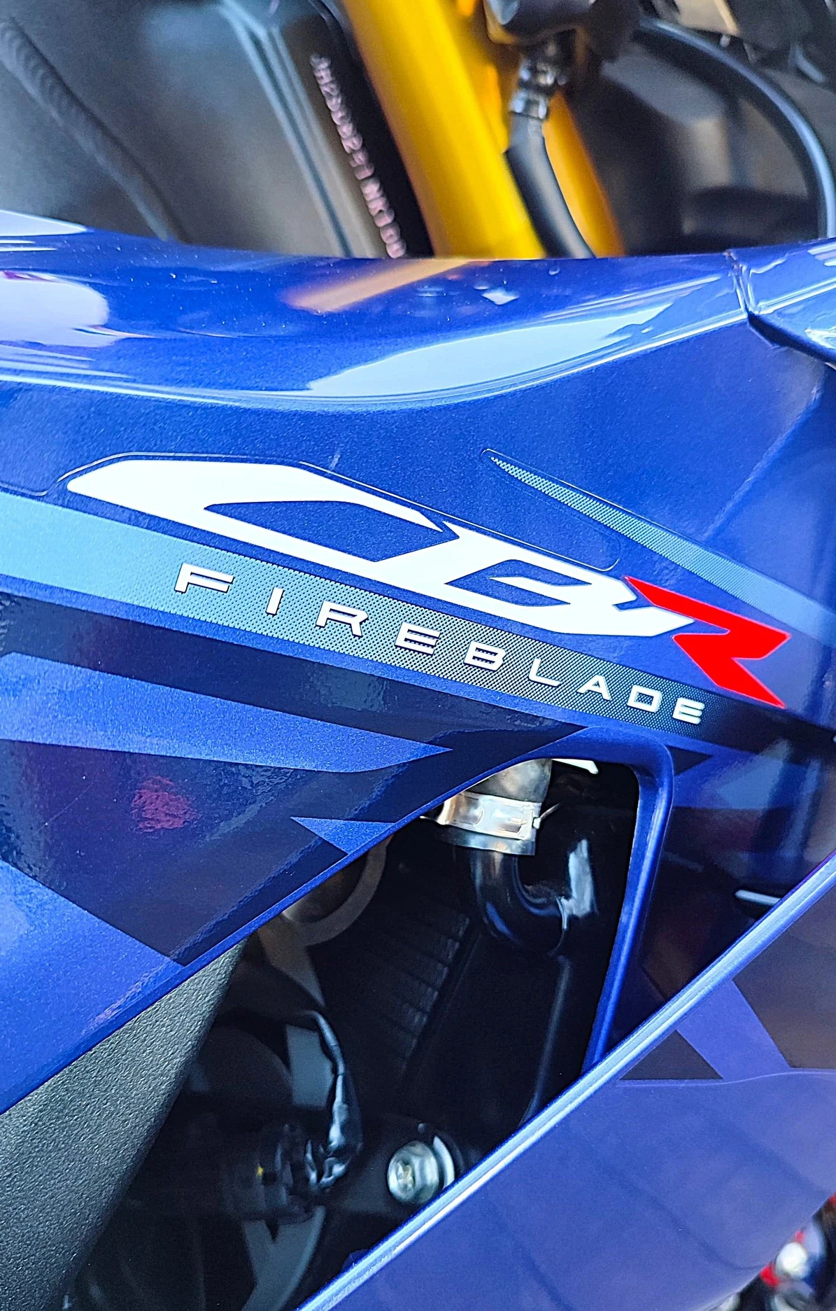 HONDA CBR 1000RR FIREBLADE