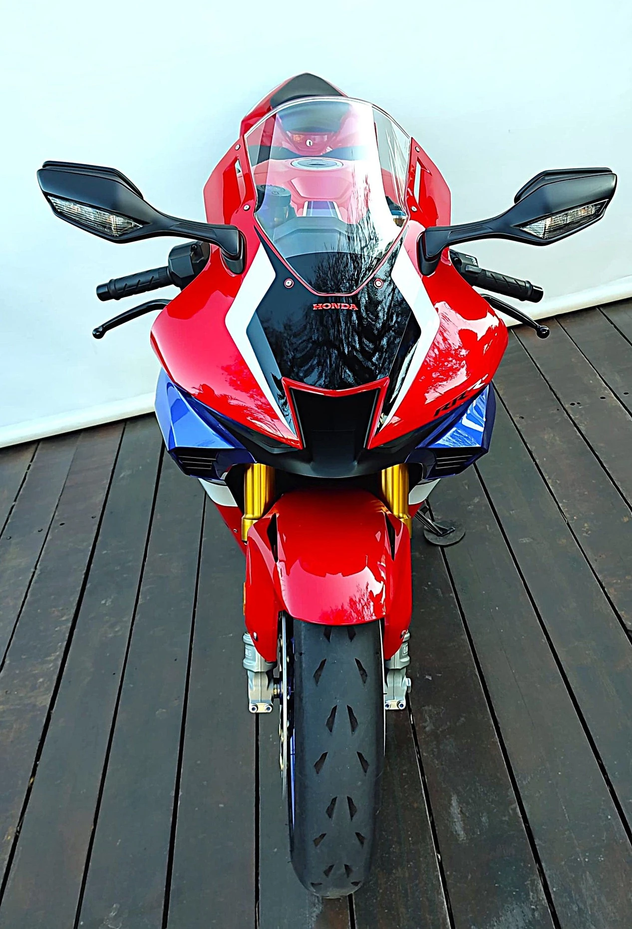 HONDA CBR 1000RR FIREBLADE
