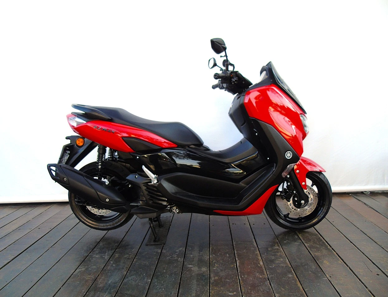 YAMAHA NMAX CONNECTED 160 ABS