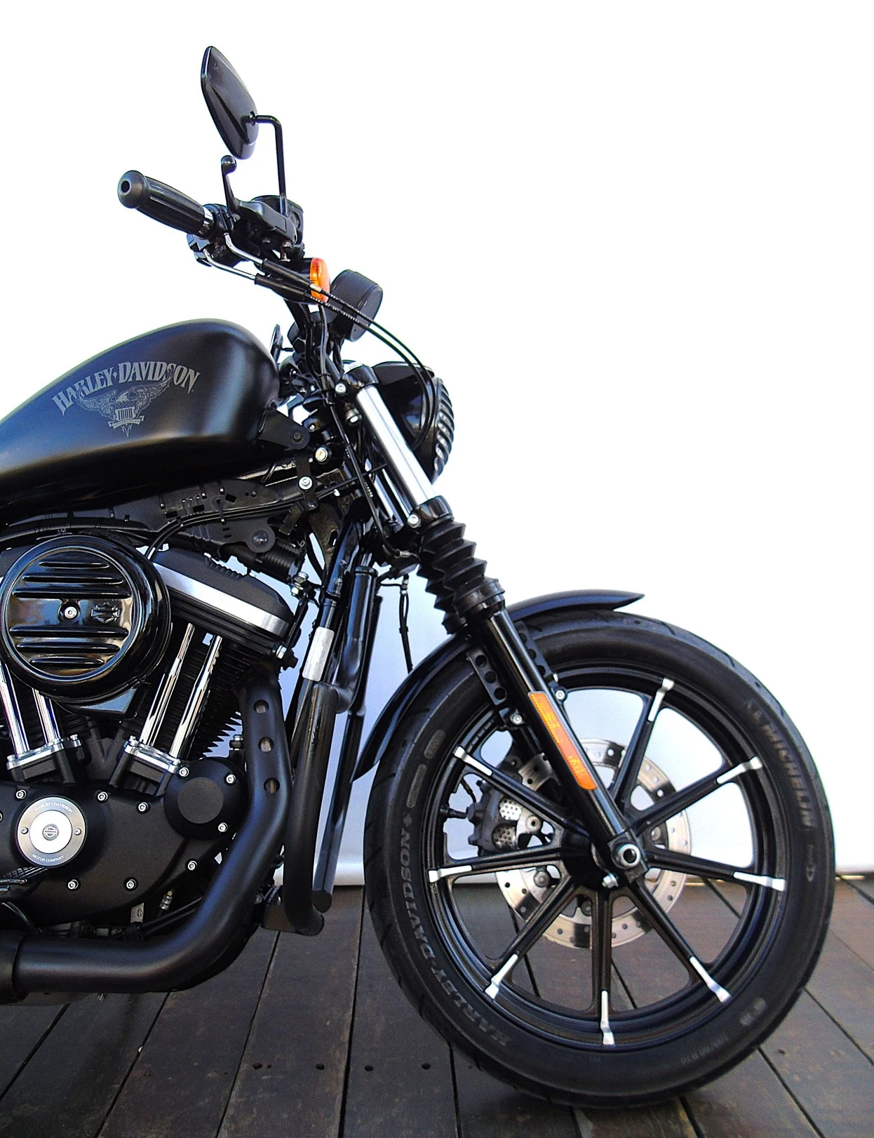 HARLEY-DAVIDSON SPORTSTER XL 883 N IRON