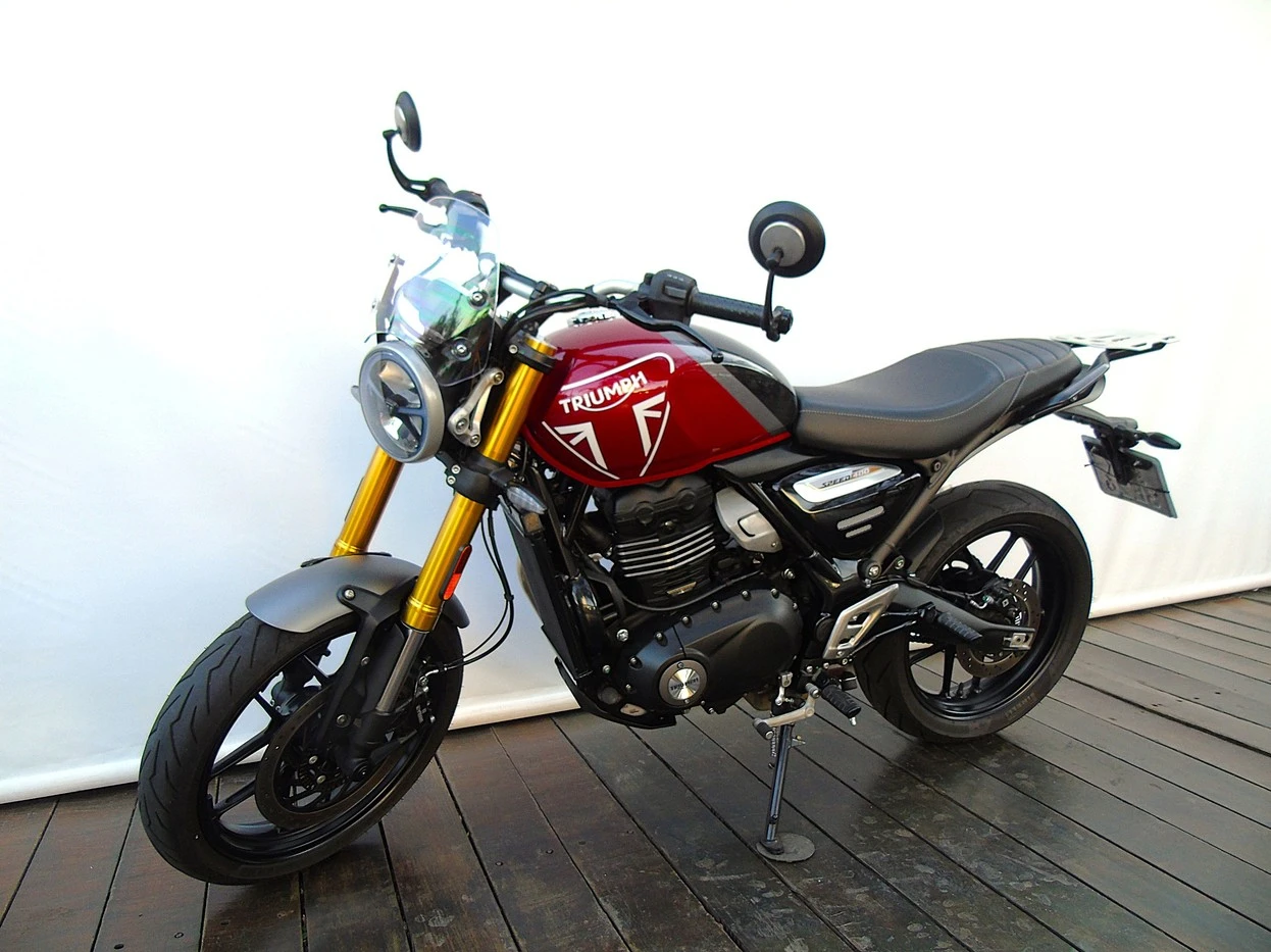 TRIUMPH SPEED 400