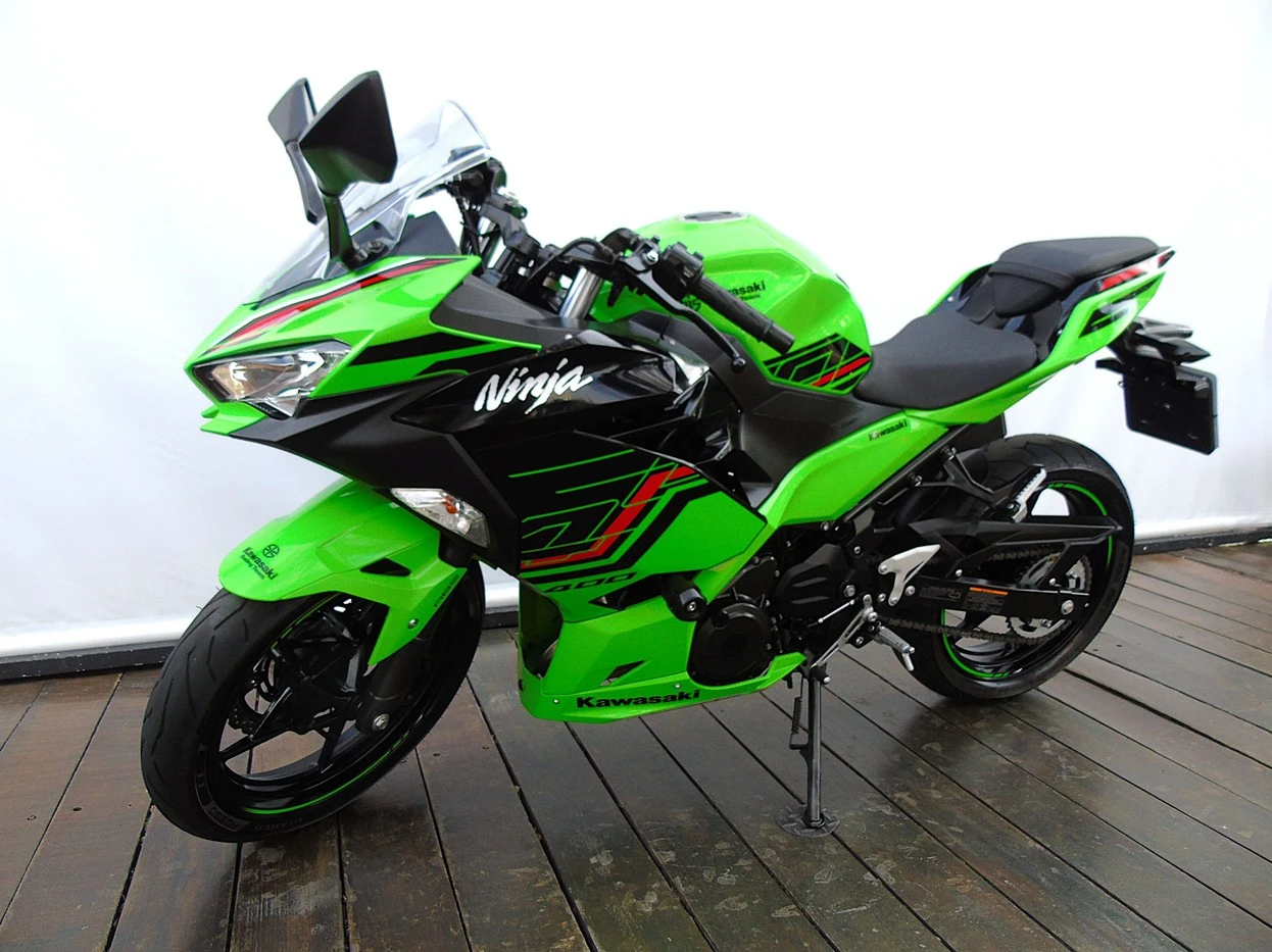 KAWASAKI NINJA 400