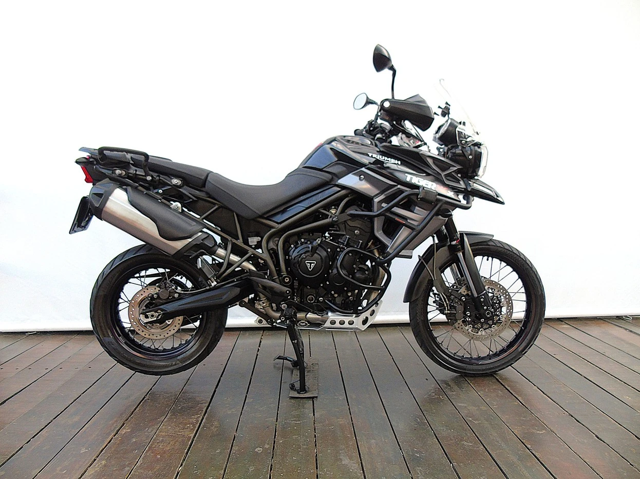 TRIUMPH TIGER 800 XCX