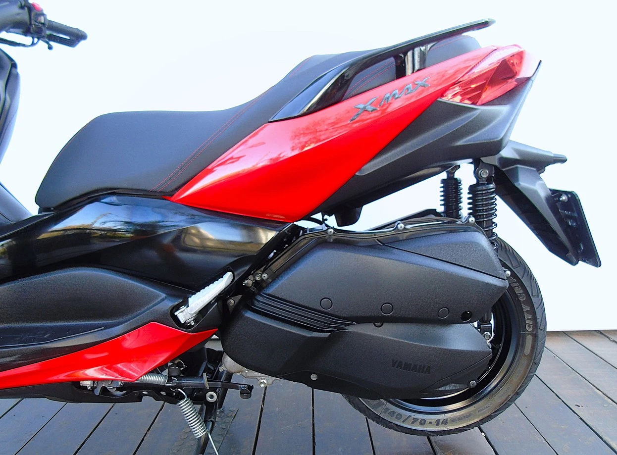 YAMAHA XMAX ABS