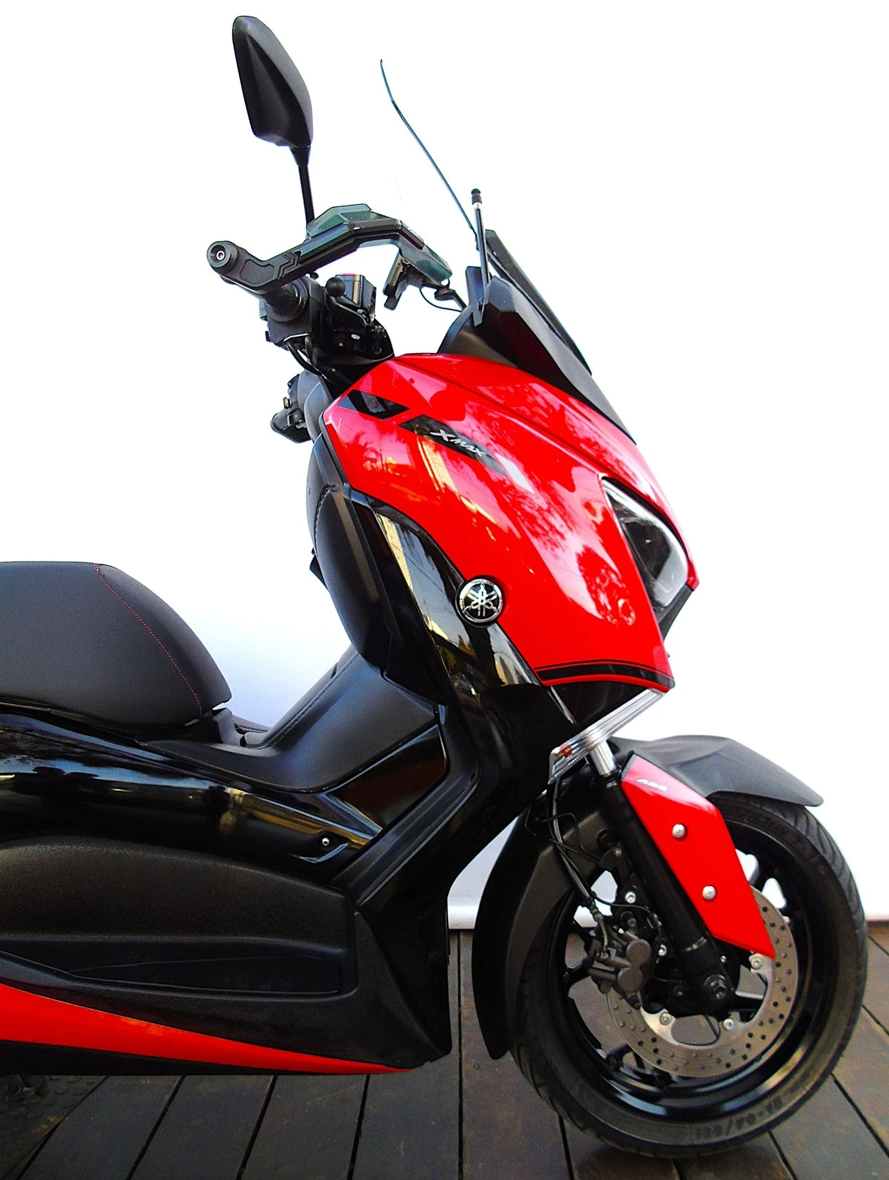 YAMAHA XMAX ABS