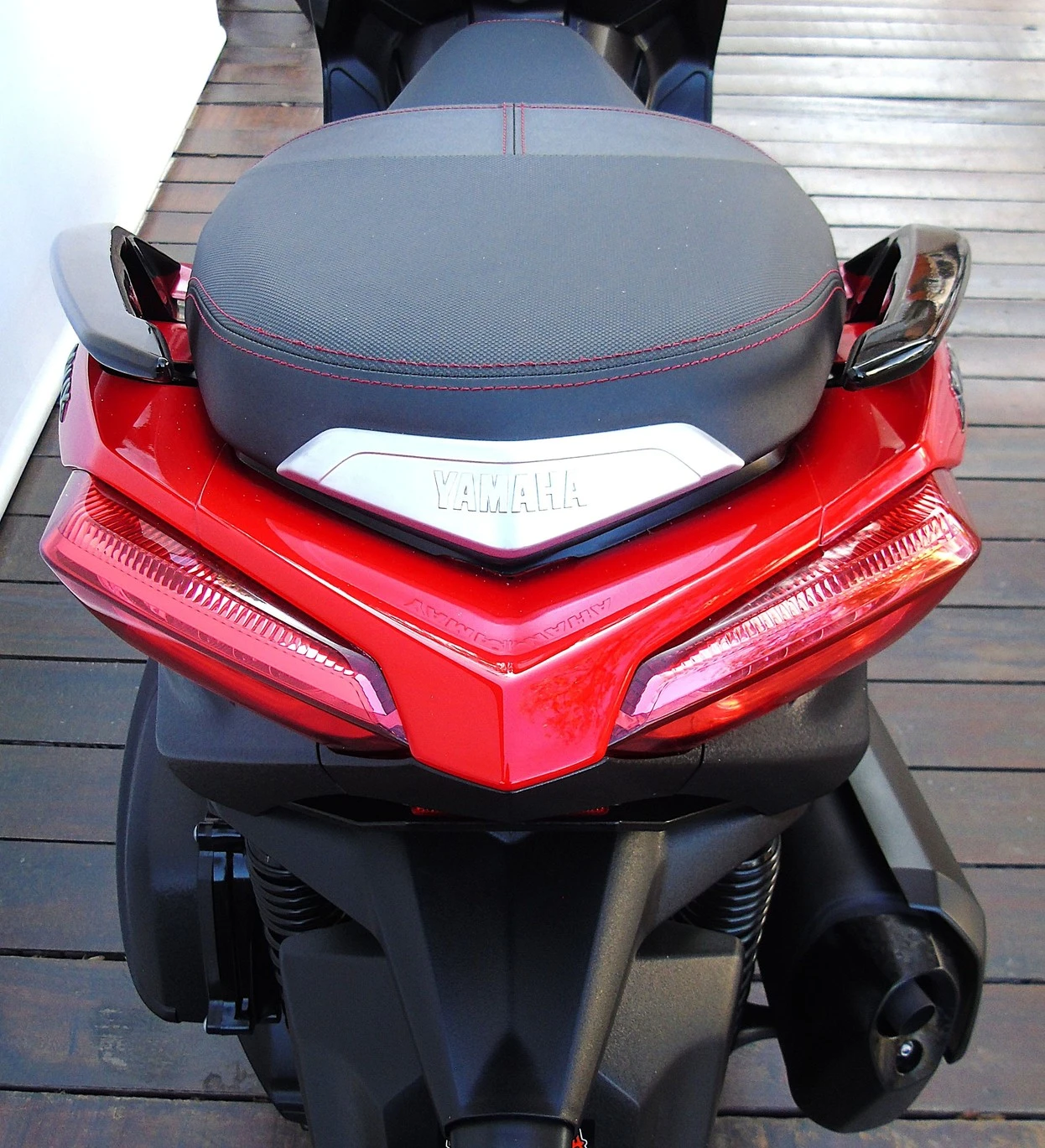 YAMAHA XMAX ABS