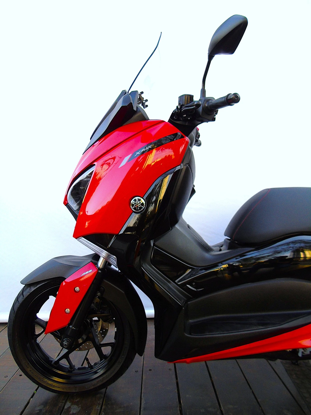 YAMAHA XMAX ABS