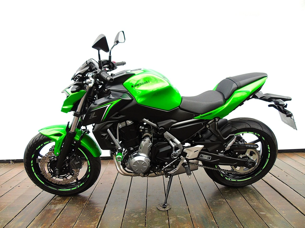 KAWASAKI Z650 ABS