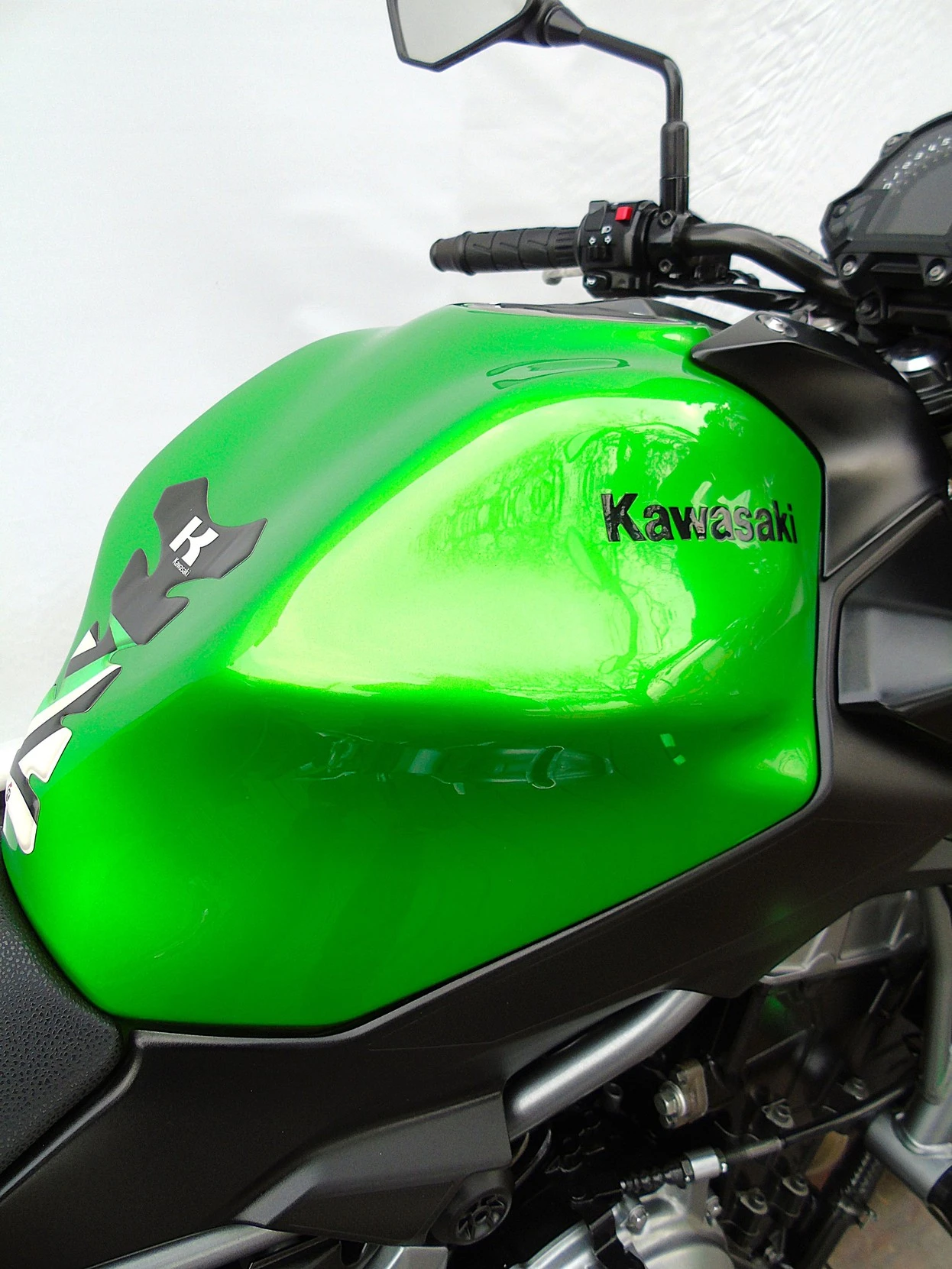 KAWASAKI Z650 ABS