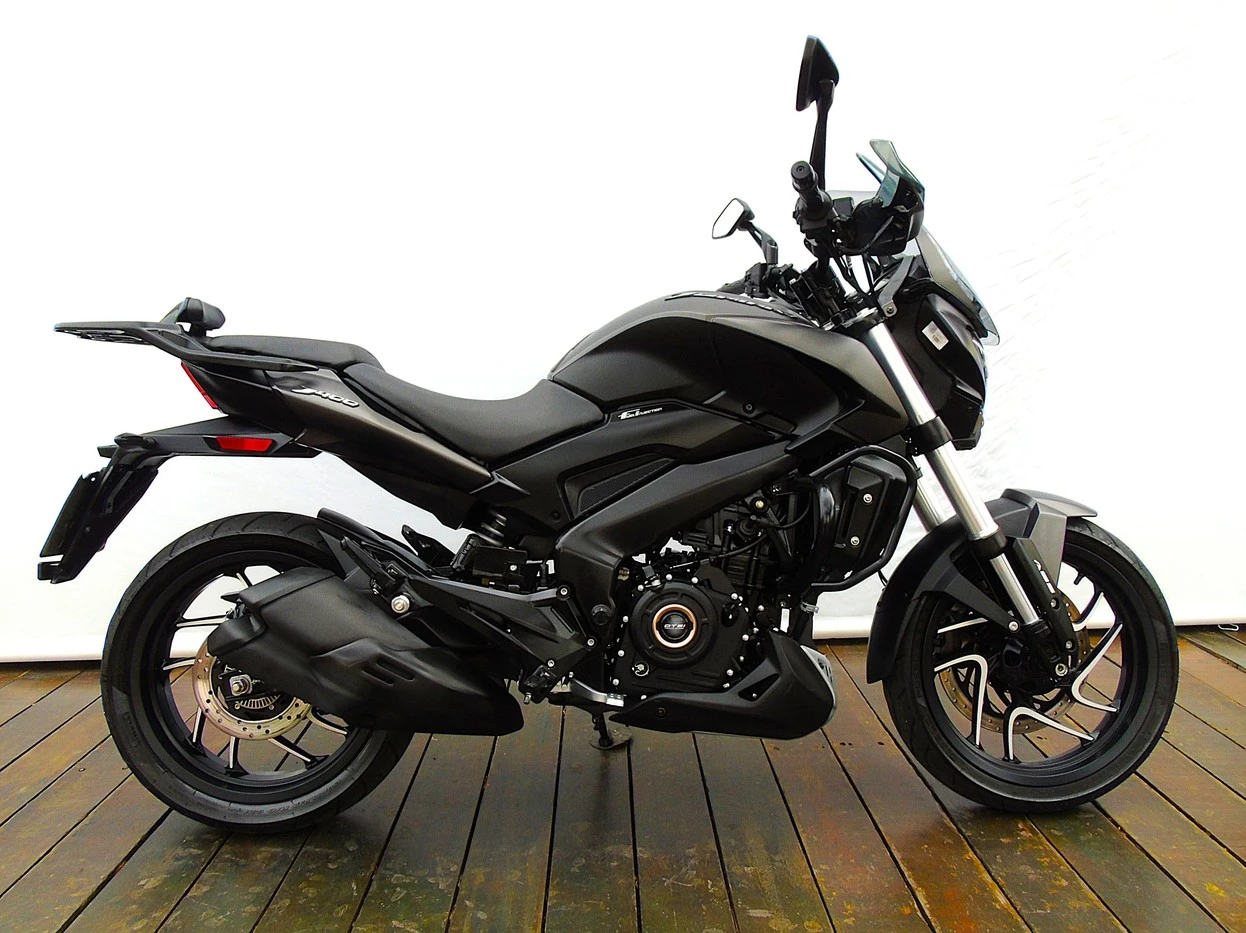 BAJAJ DOMINAR 400