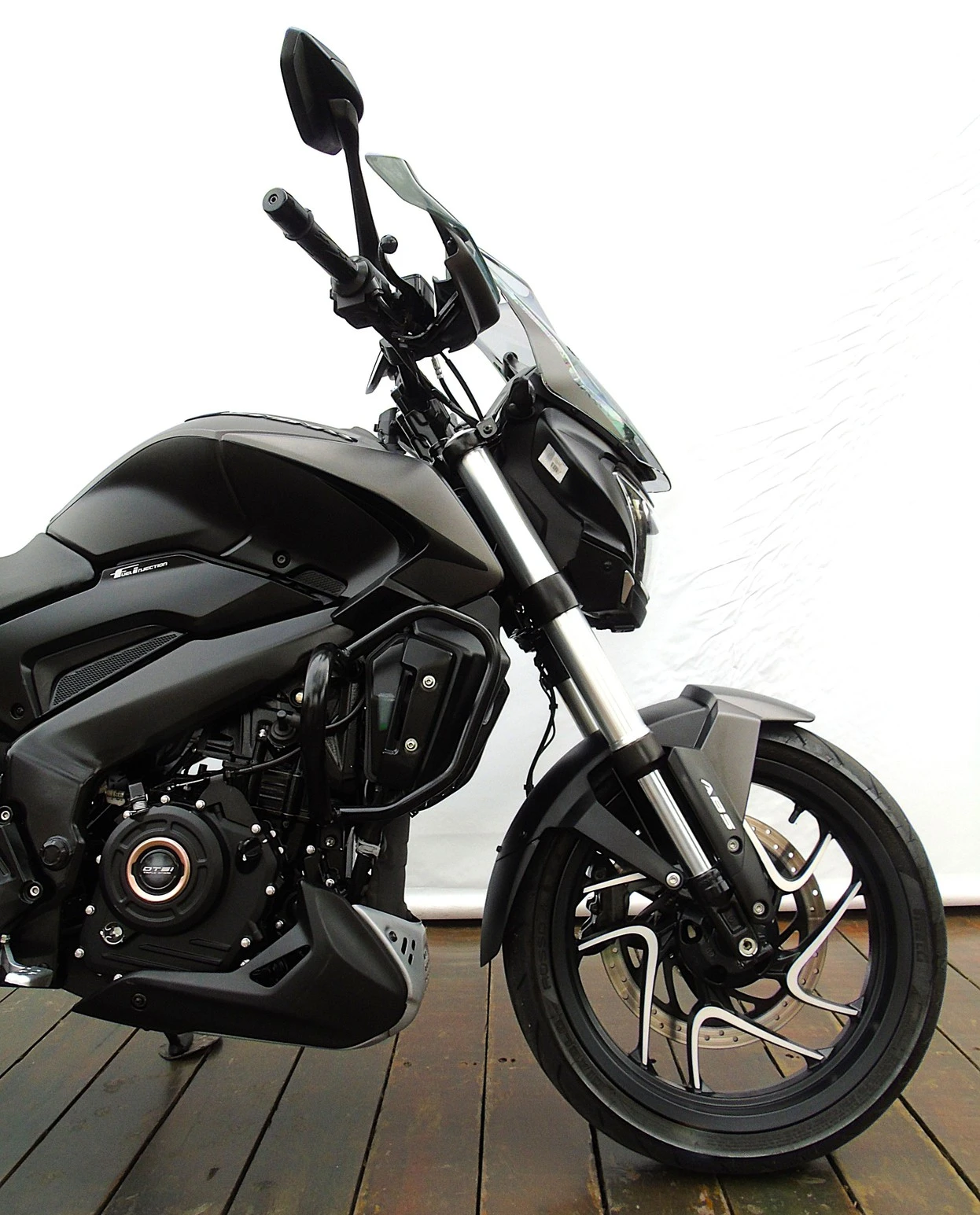 BAJAJ DOMINAR 400