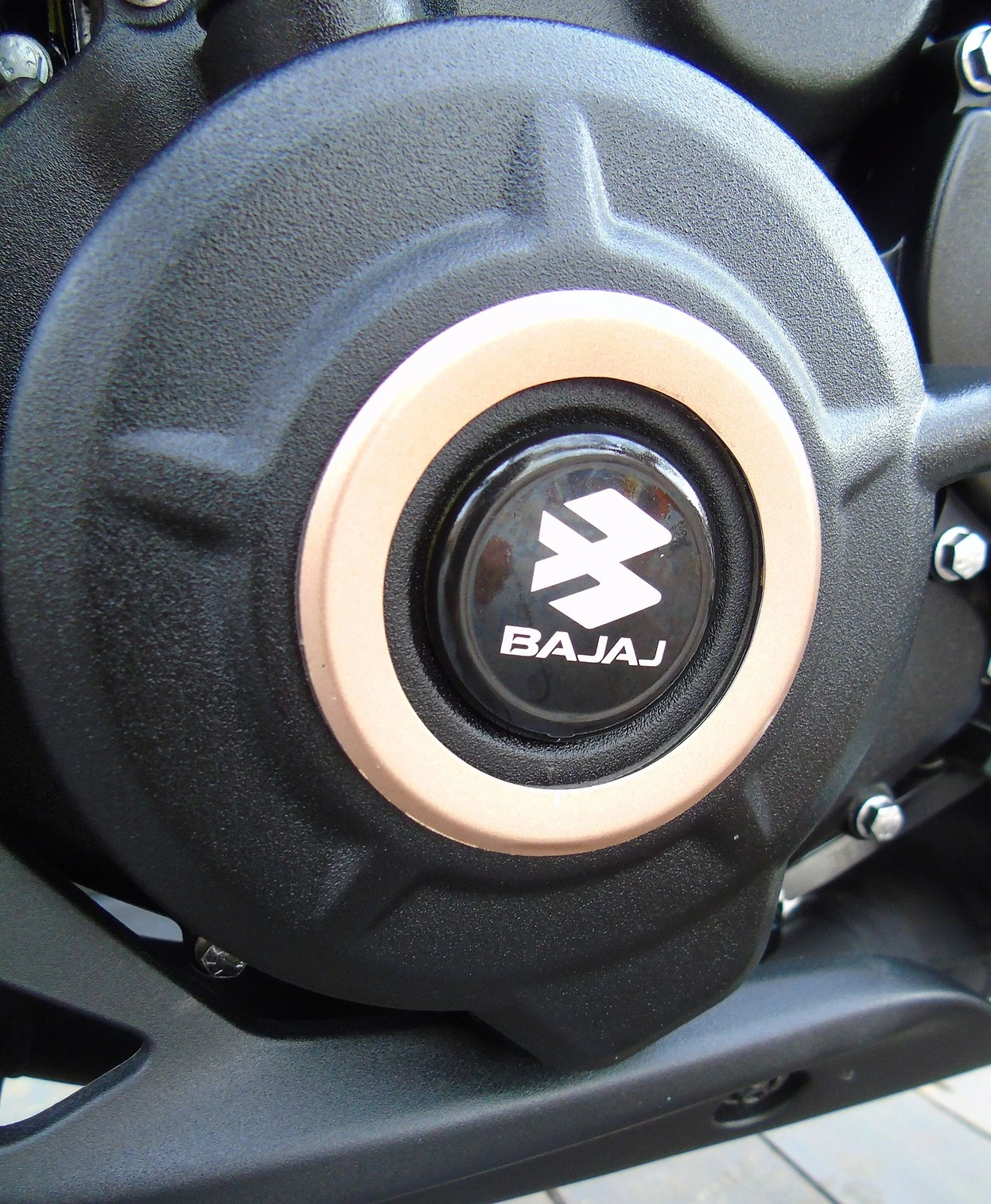 BAJAJ DOMINAR 400