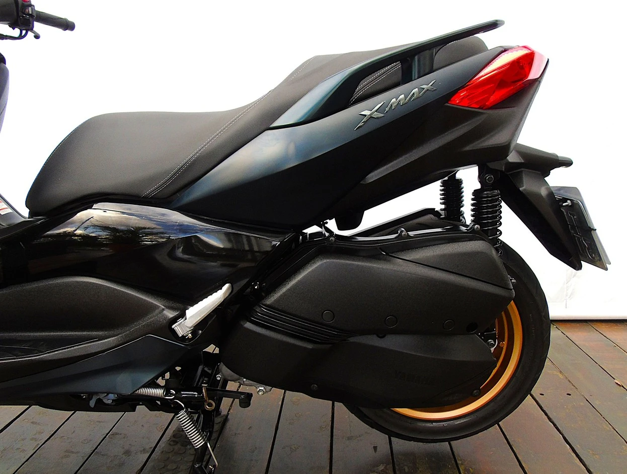 YAMAHA XMAX ABS