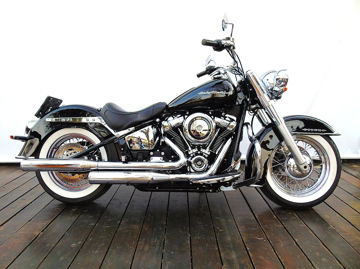 HARLEY-DAVIDSON SOFTAIL DELUXE