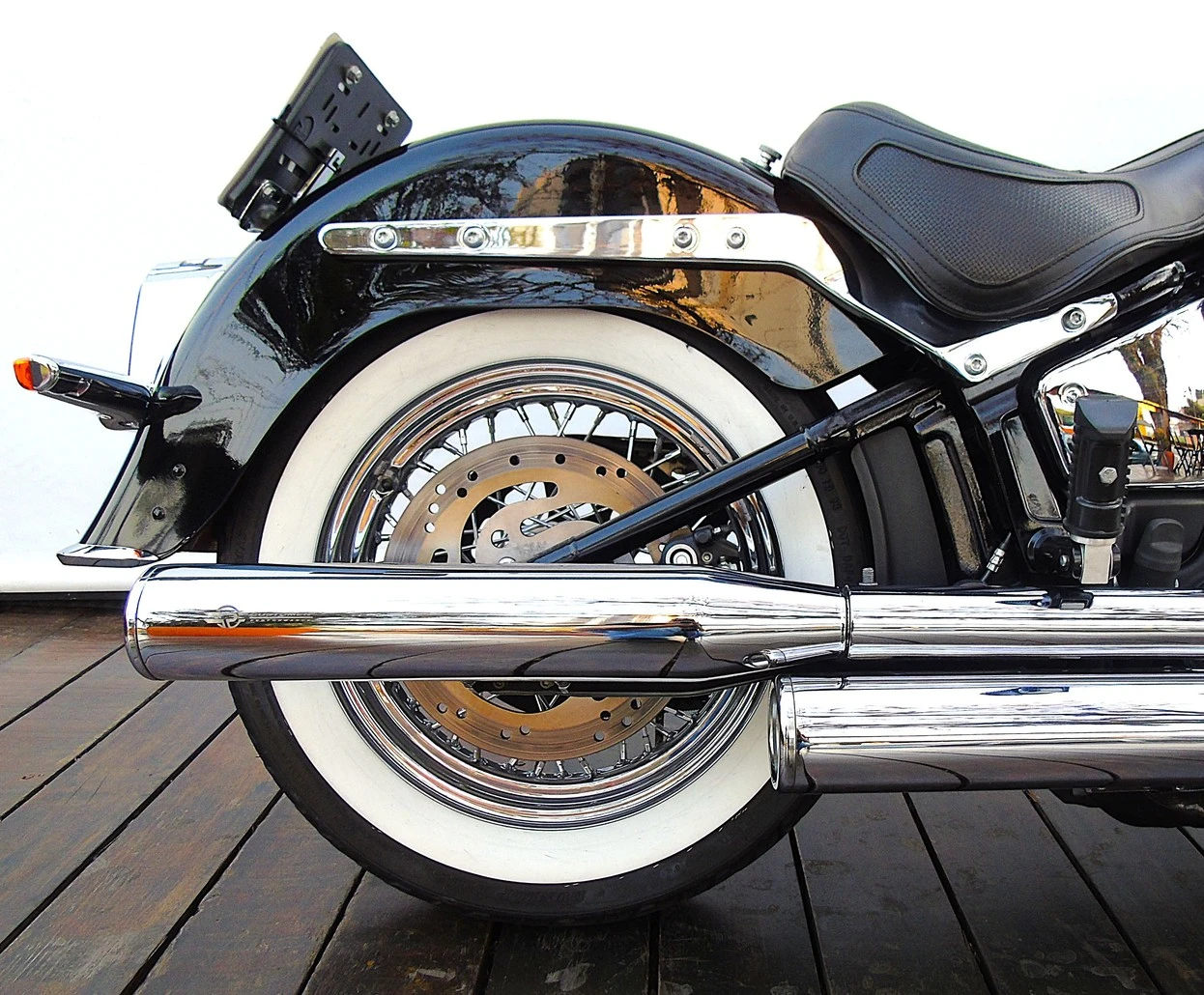 HARLEY-DAVIDSON SOFTAIL DELUXE