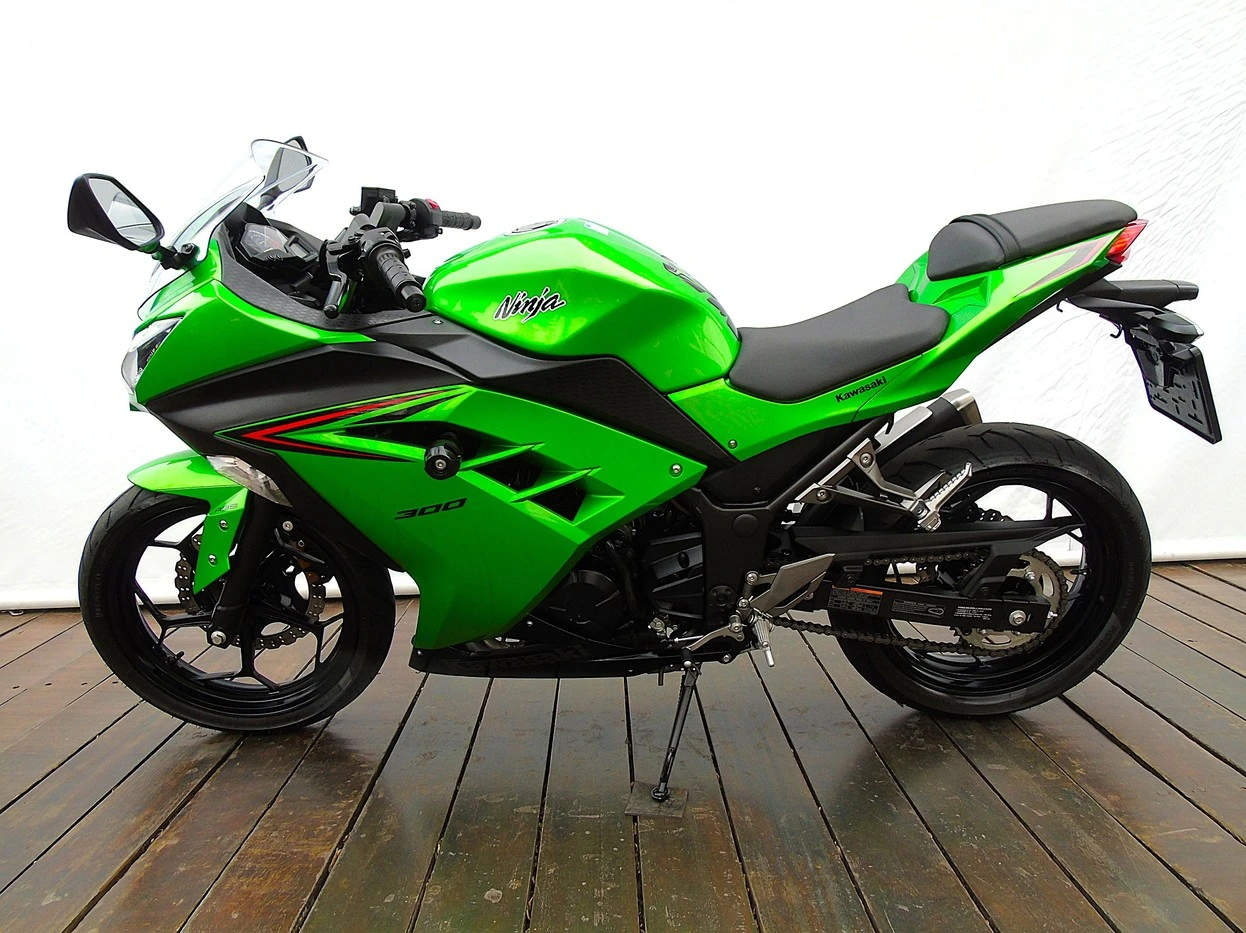 KAWASAKI NINJA 300