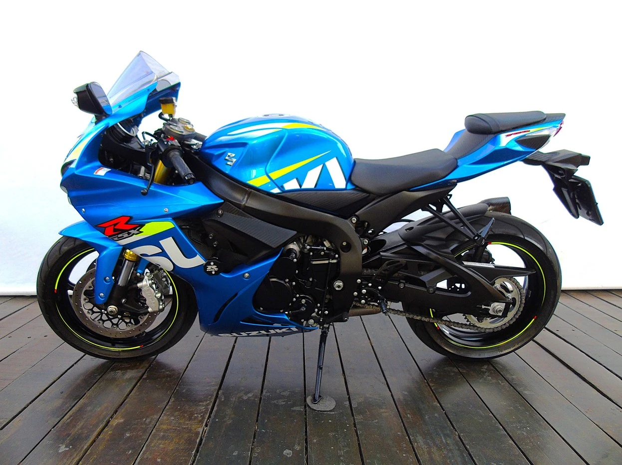 SUZUKI GSX R750 MOTO GP