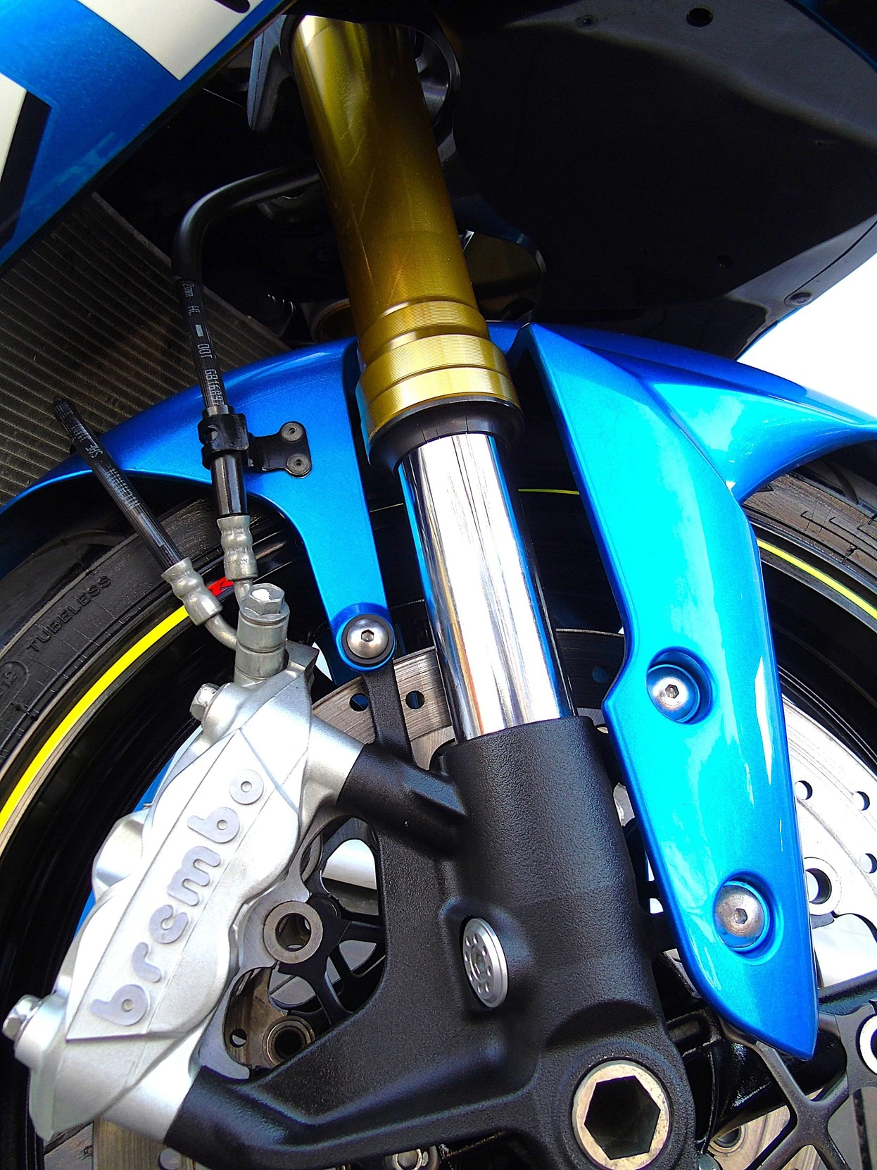 SUZUKI GSX R750 MOTO GP