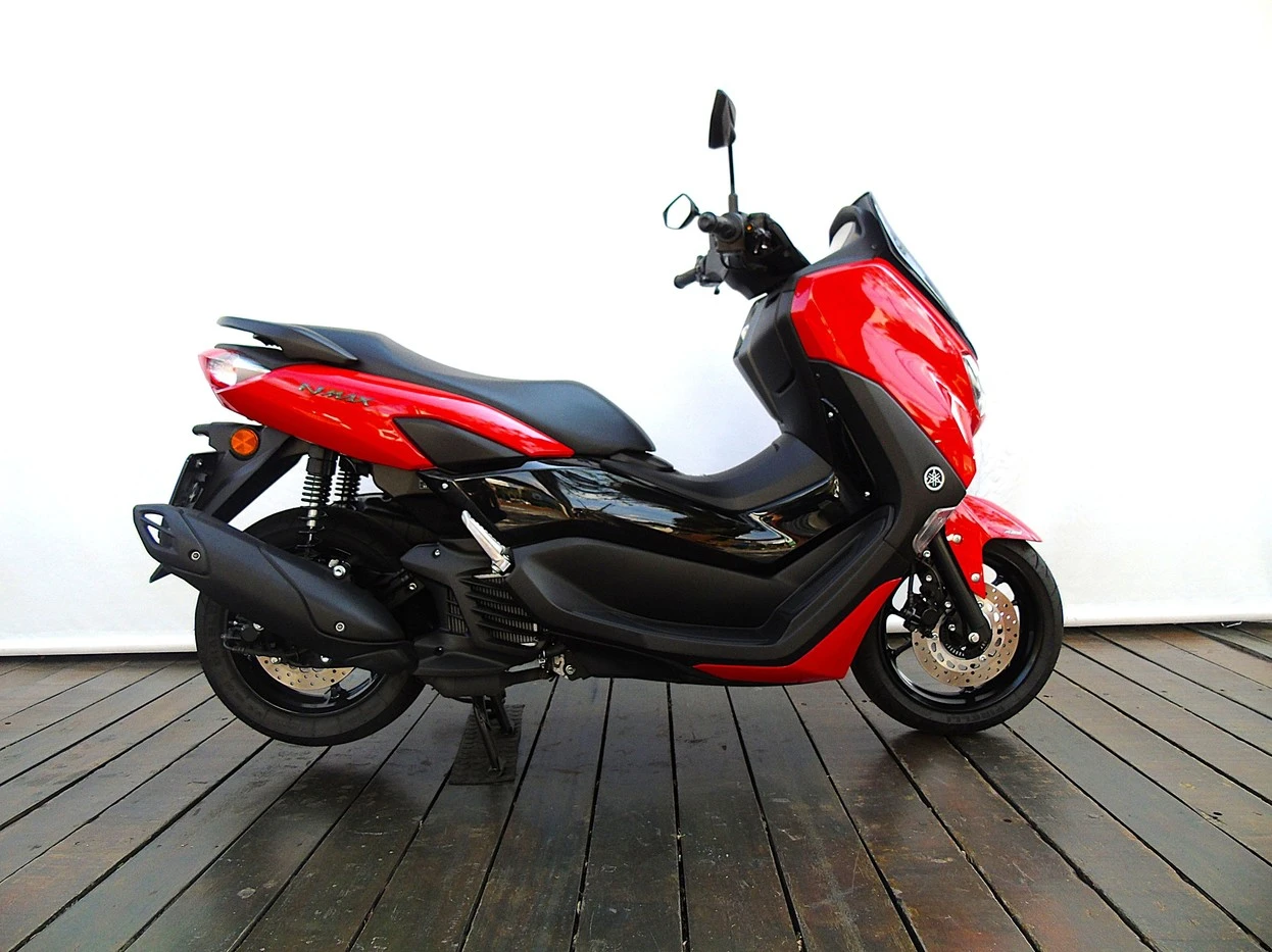 YAMAHA NMAX CONNECTED 160 ABS