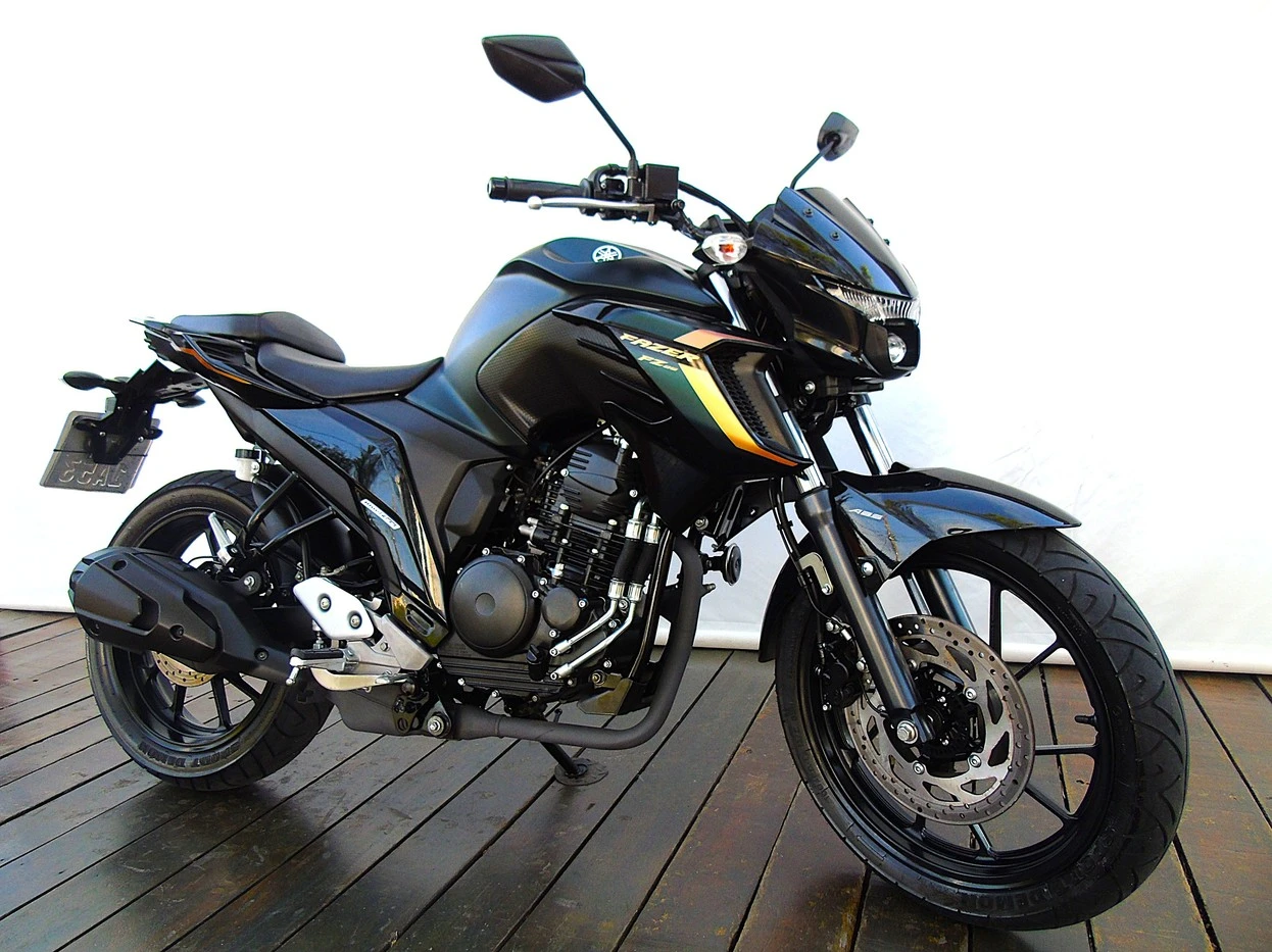 YAMAHA FZ25 FAZER ABS