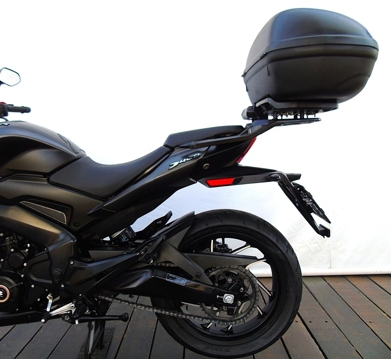 BAJAJ DOMINAR 400