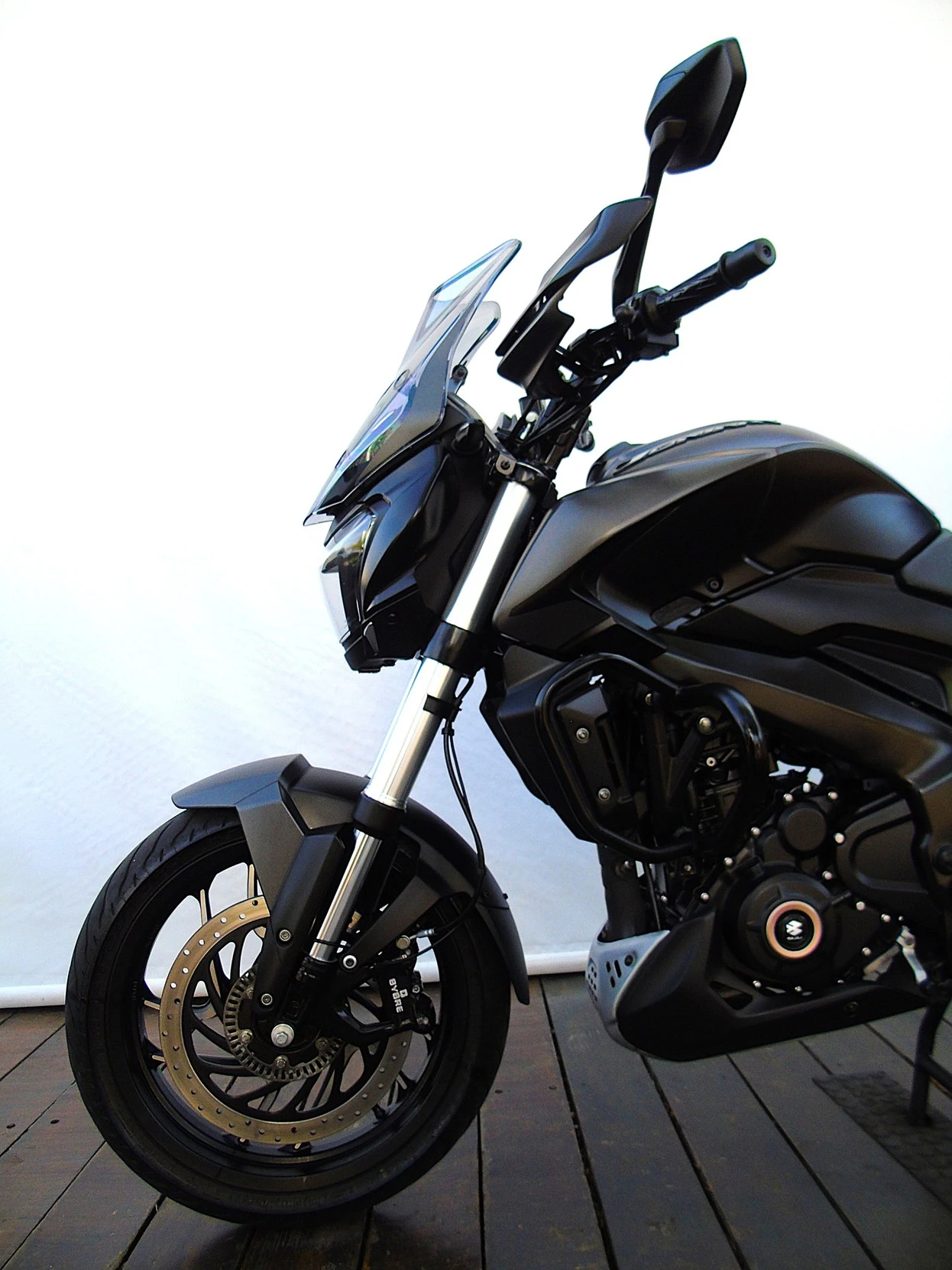 BAJAJ DOMINAR 400