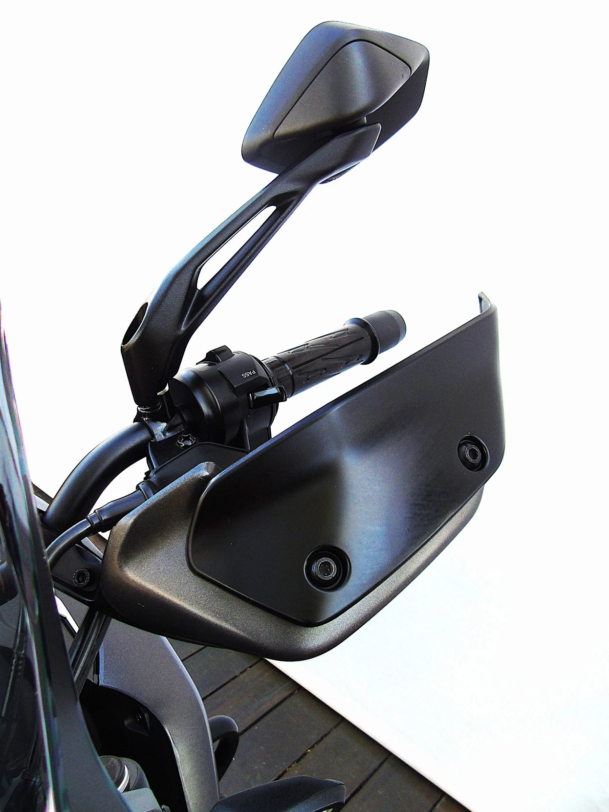 BAJAJ DOMINAR 400