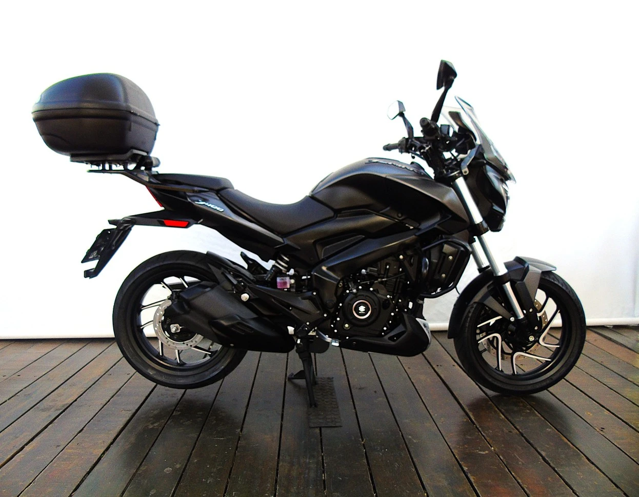 BAJAJ DOMINAR 400
