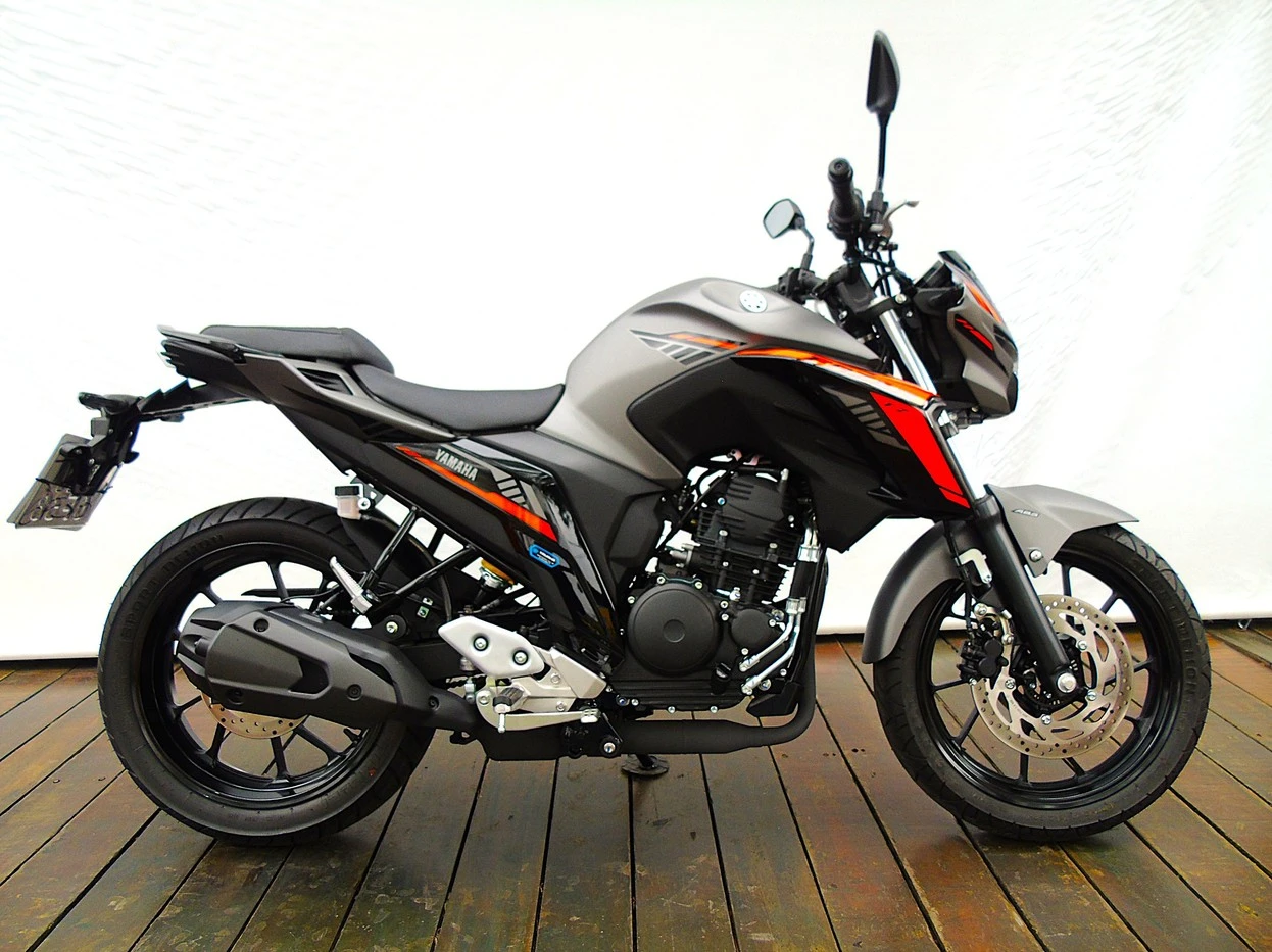 YAMAHA FZ25 FAZER ABS