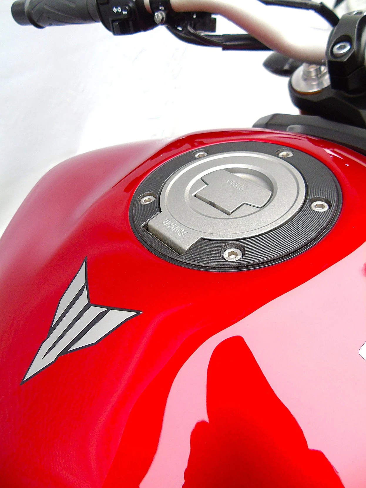 YAMAHA MT-09