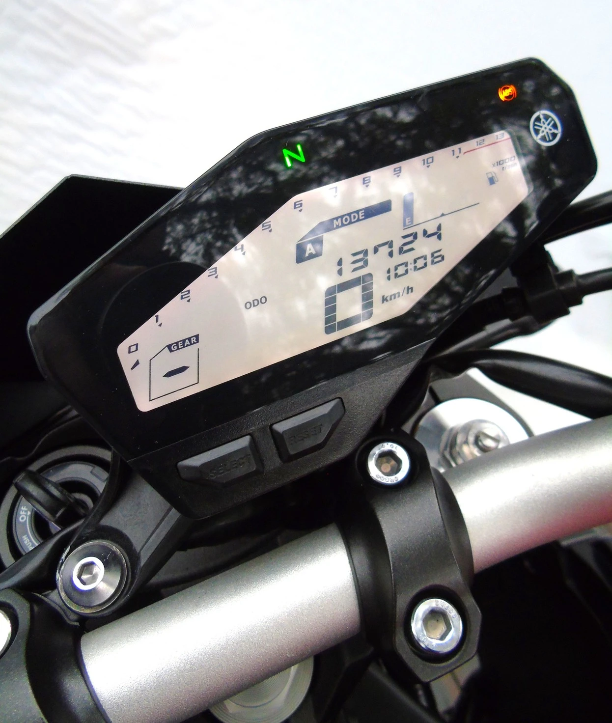 YAMAHA MT-09