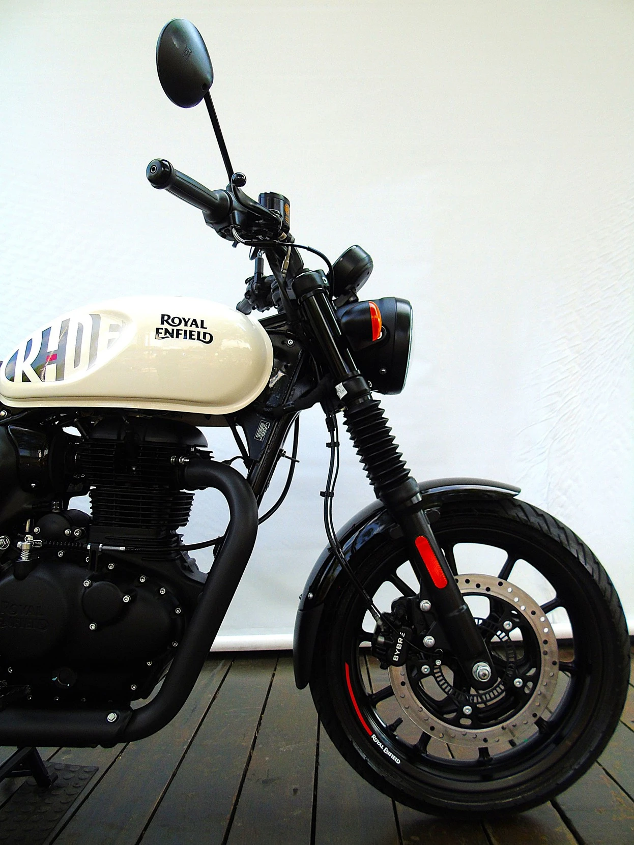 ROYAL ENFIELD HUNTER 350