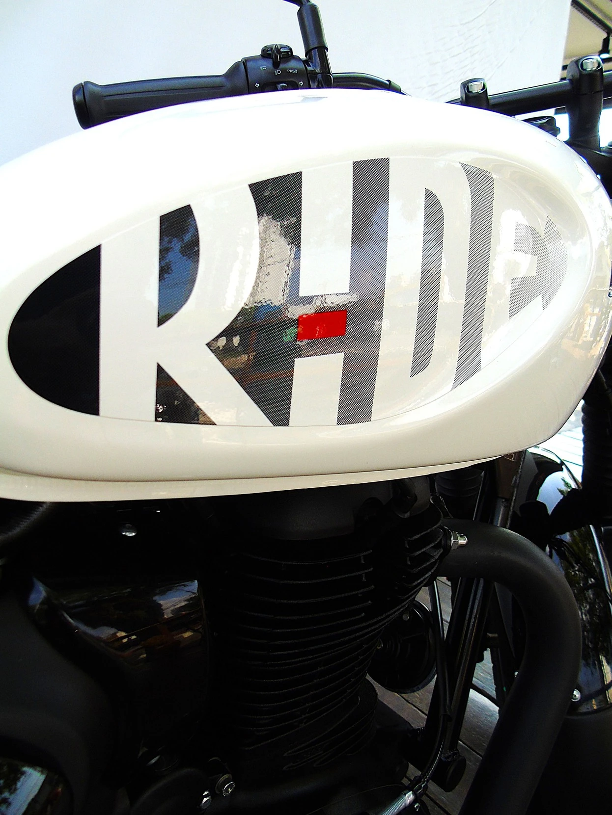 ROYAL ENFIELD HUNTER 350